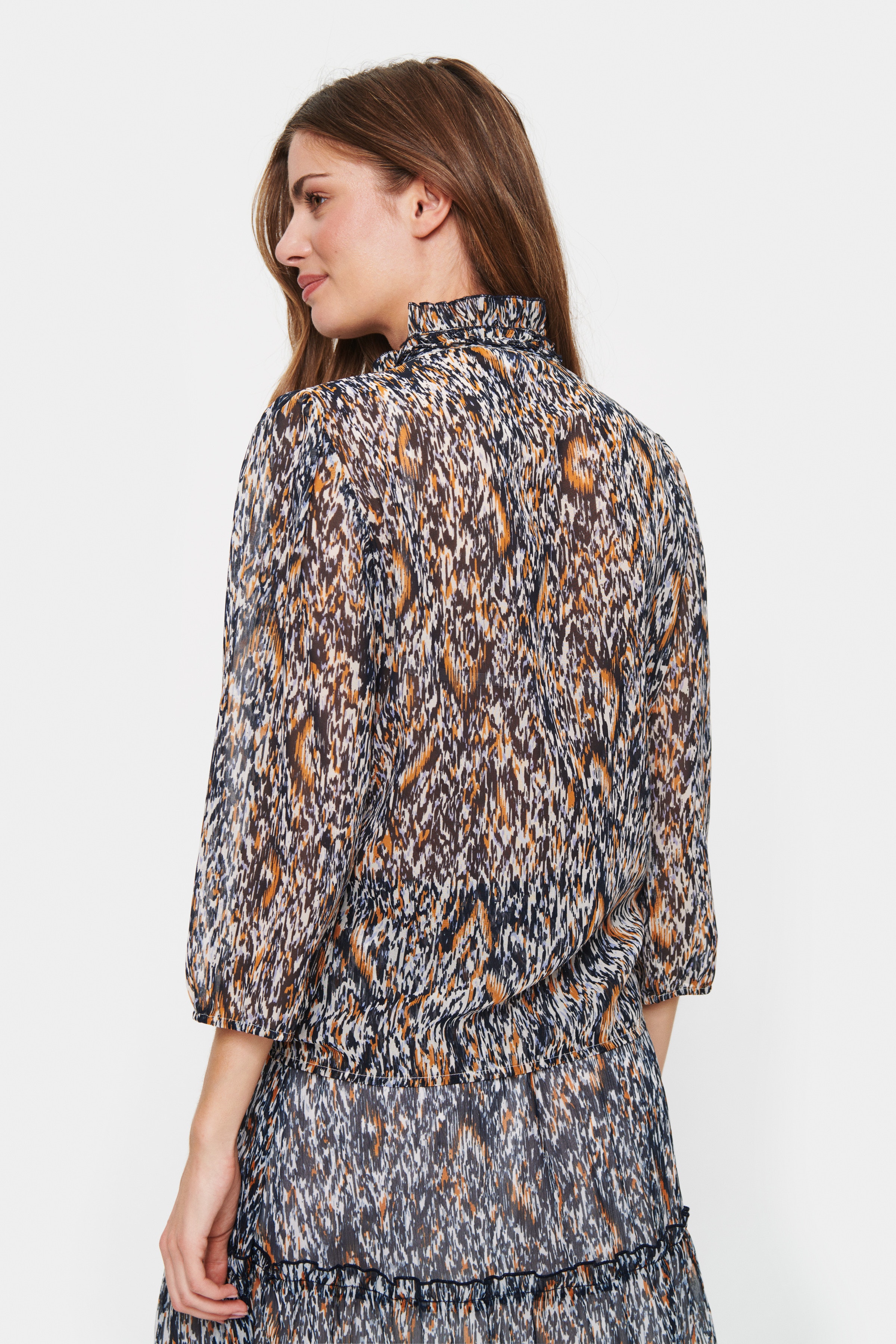 LiljaSZ Bluse LOOKBOOK BACK 30510392-600394