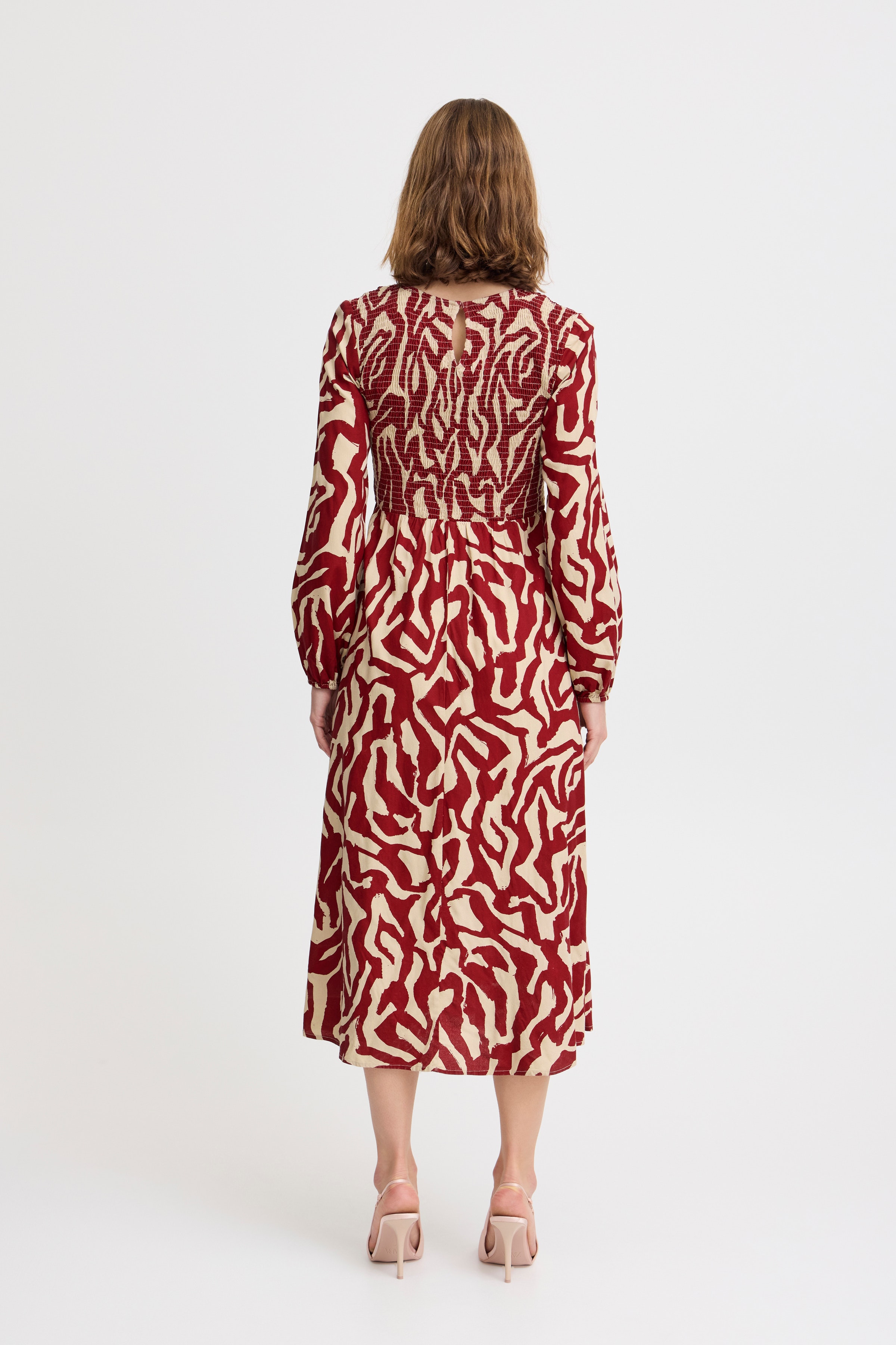 BYJOSA Kleid LOOKBOOK BACK 20815242-203393