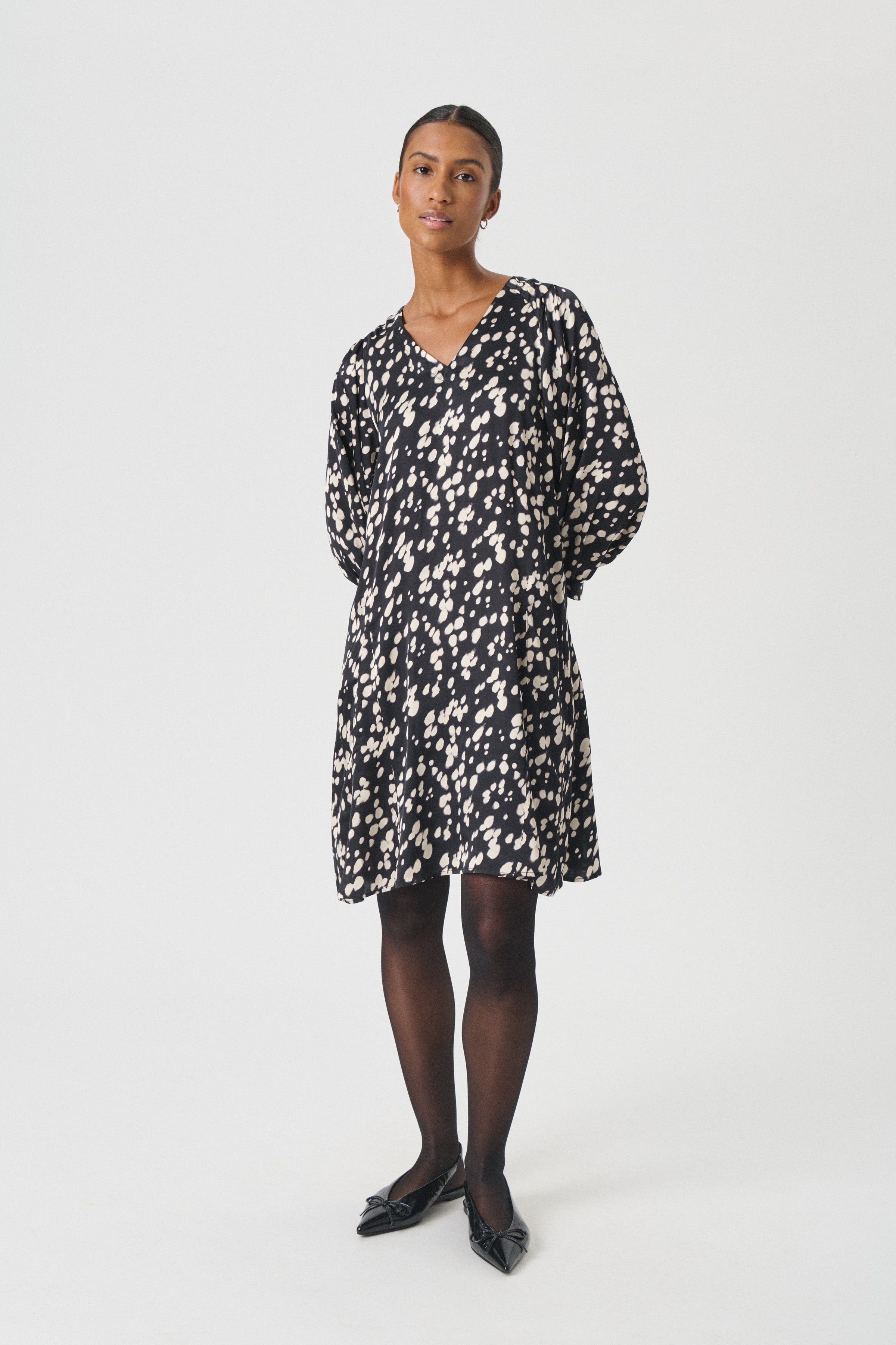 VeneziaPW Kjole LOOKBOOK FRONT 30310145-304382