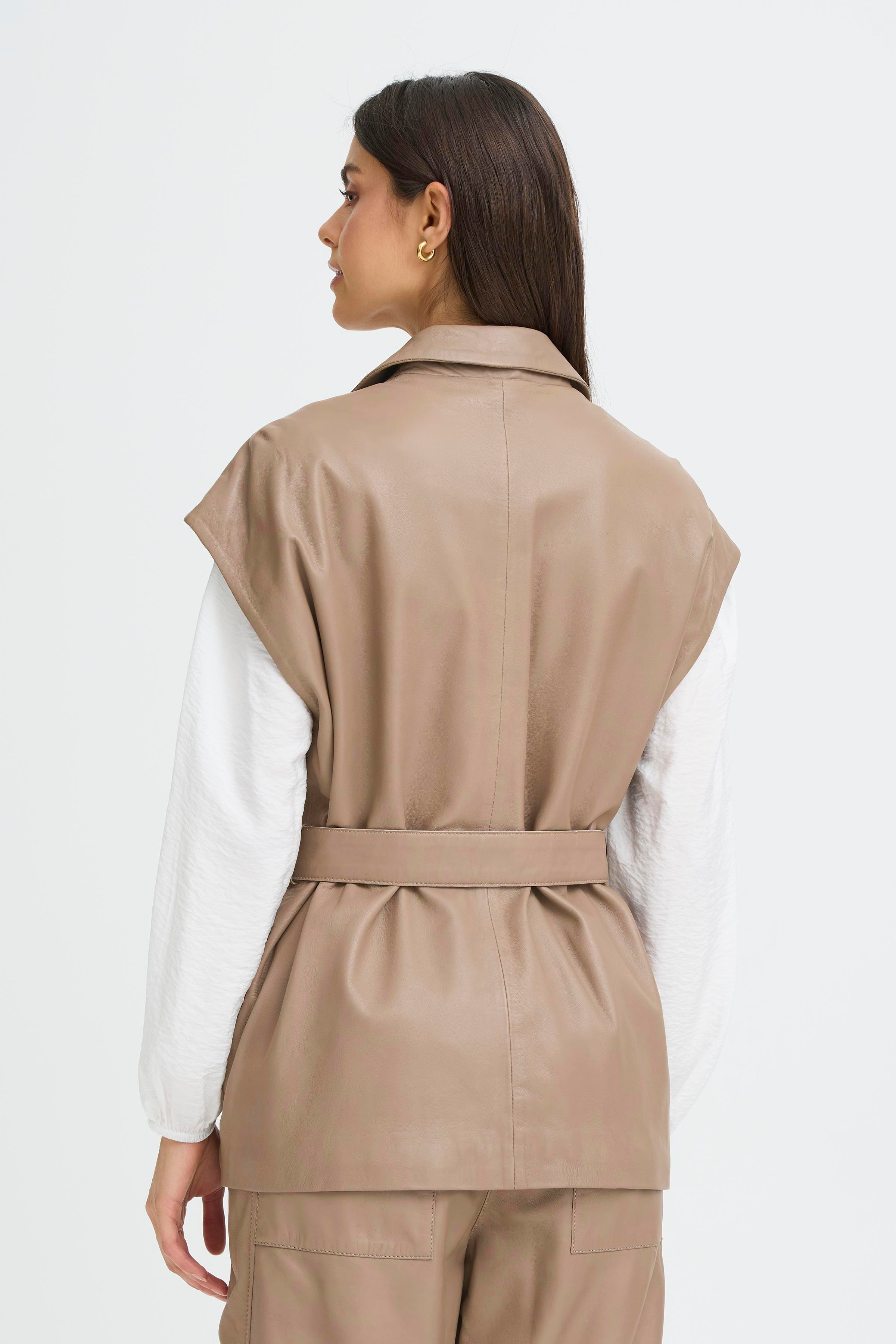 FRLEX Vest LOOKBOOK BACK 20617516-171410