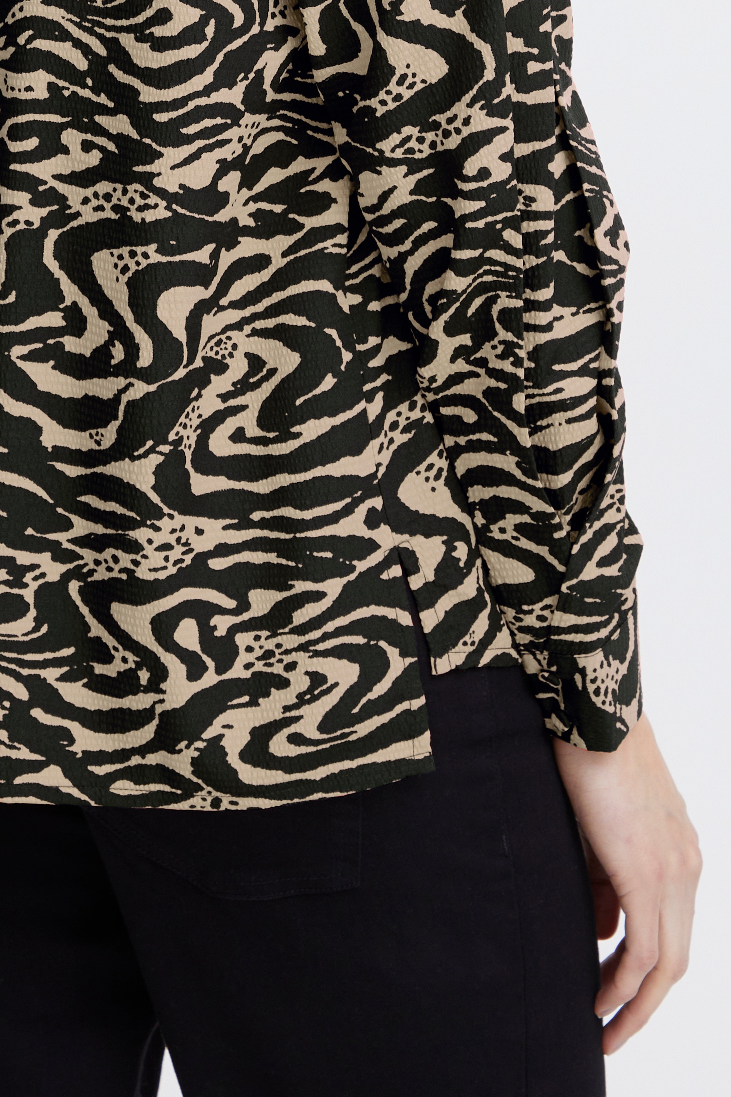 IHFANORA Hemd LOOKBOOK DETAIL 20120425-202752