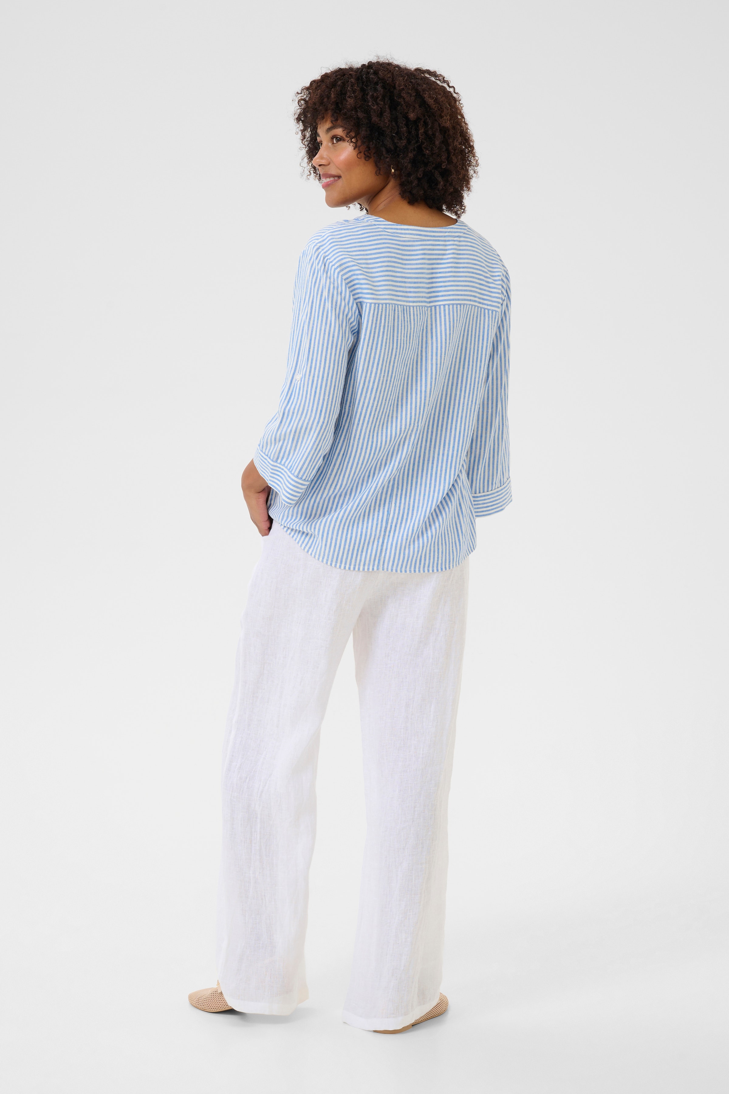 CRVenta Linen shirt LOOKBOOK BACK 10613835-104396