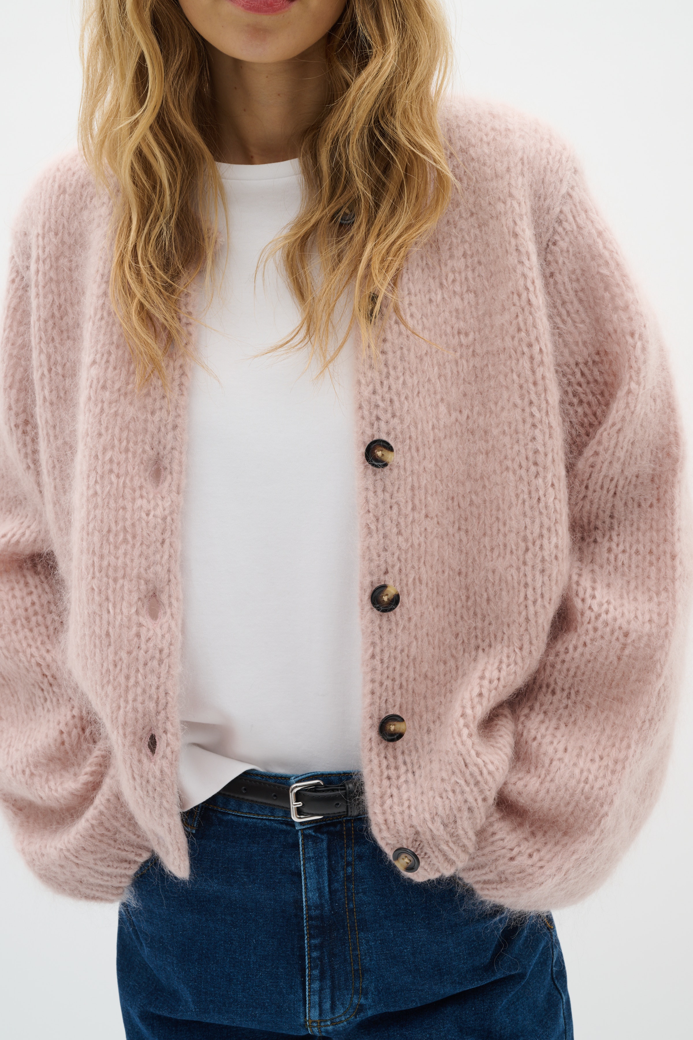 JetraIW Mohair Cardigan LOOKBOOK FRONT 30109620-161509