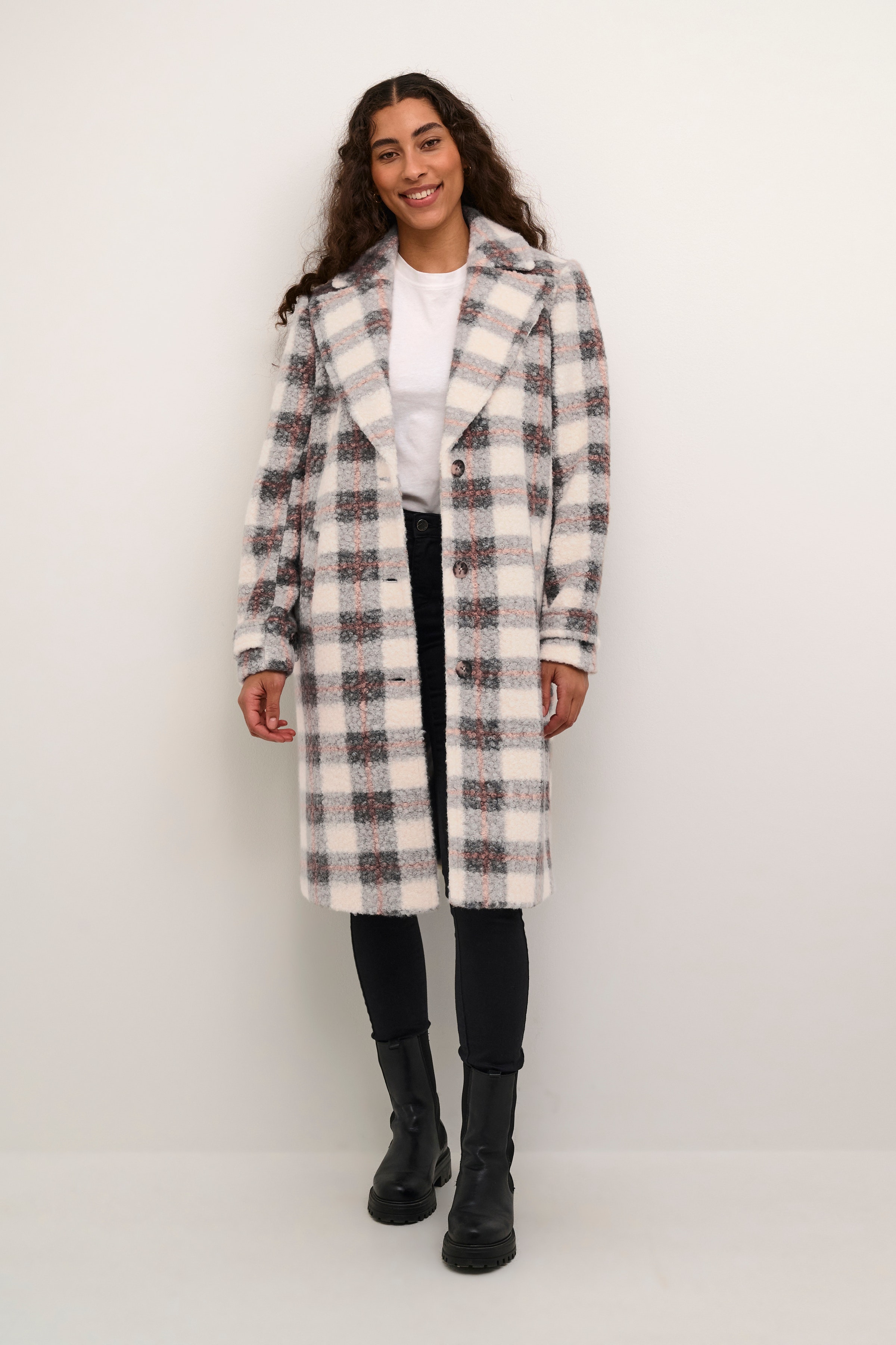 KAelena Coat LOOKBOOK FRONT 10508220-105290