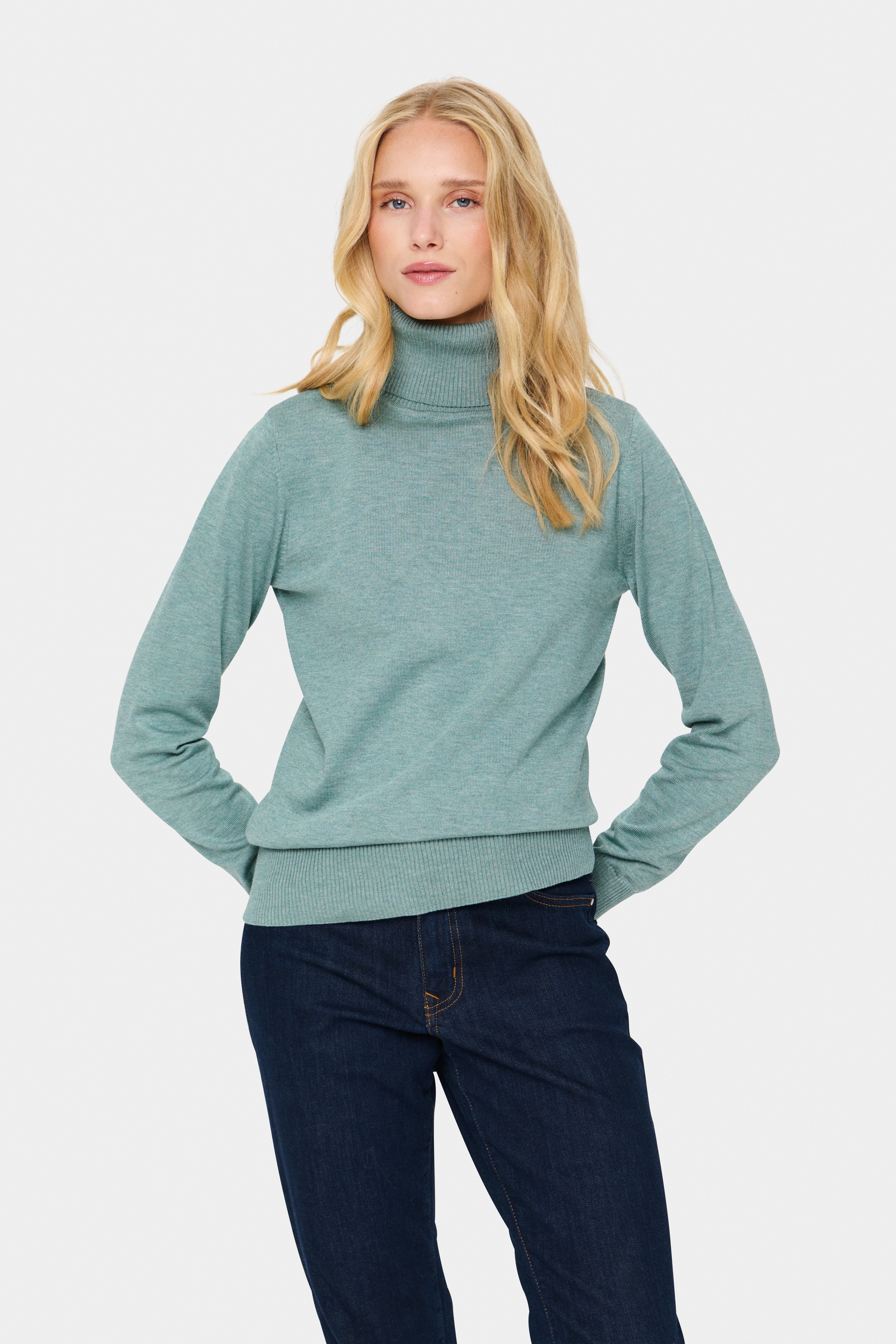 MilaSZ Rollneck Pullover LOOKBOOK FRONT 30500018-1651061