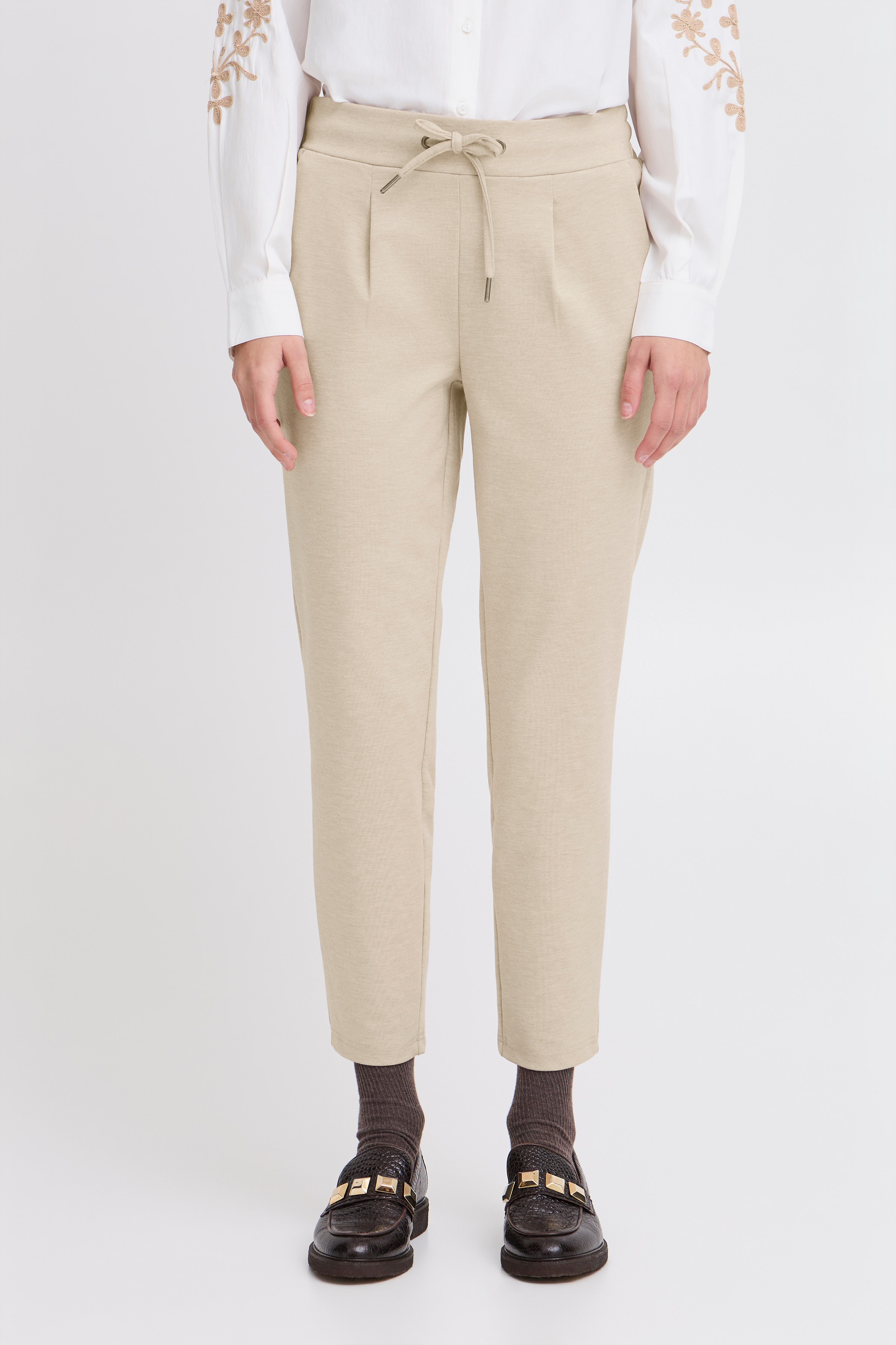 BYRizetta Byxor LOOKBOOK FRONT 20803903-1513041