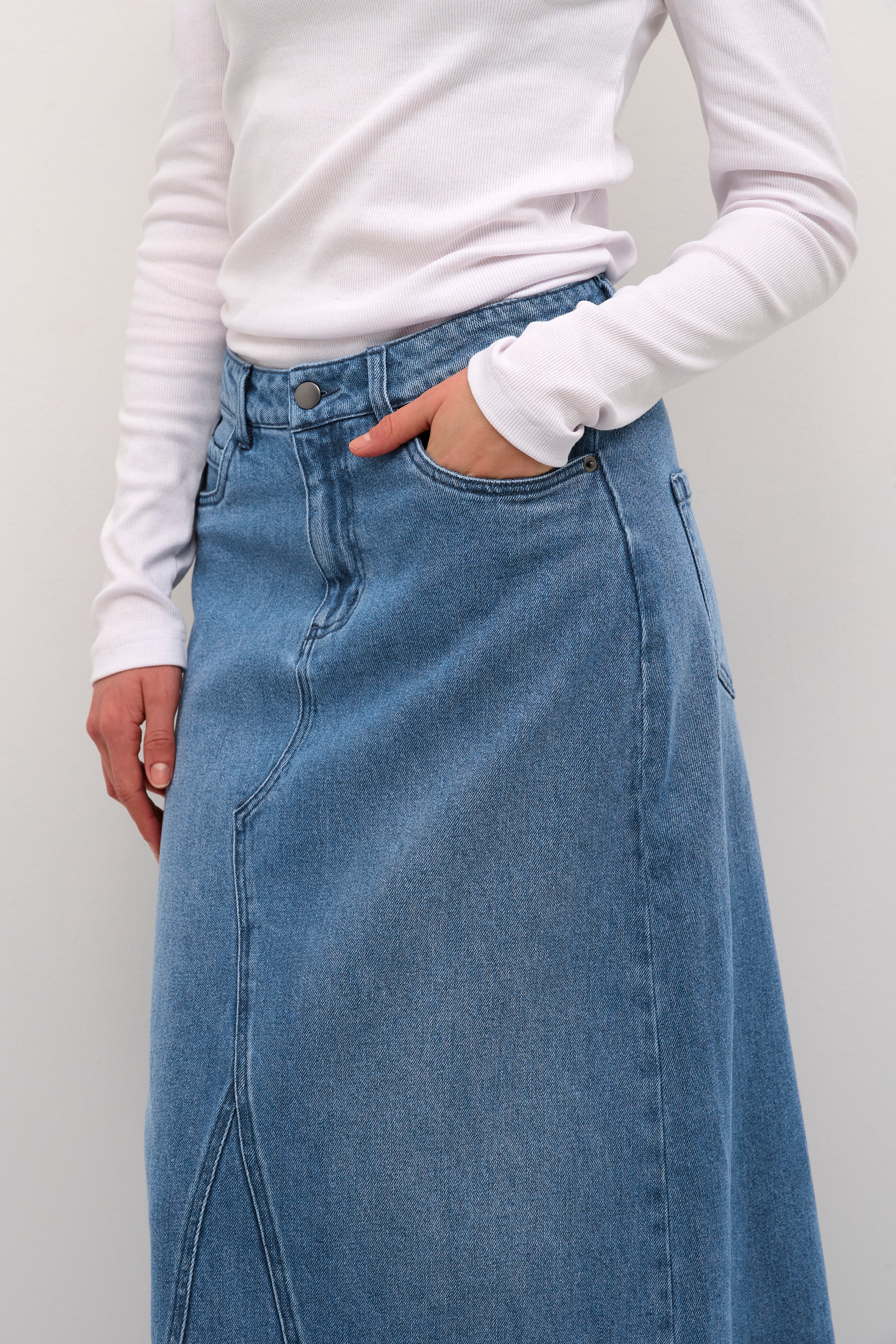 KAnicola Denim Skirt LOOKBOOK DETAIL 10552307-103168