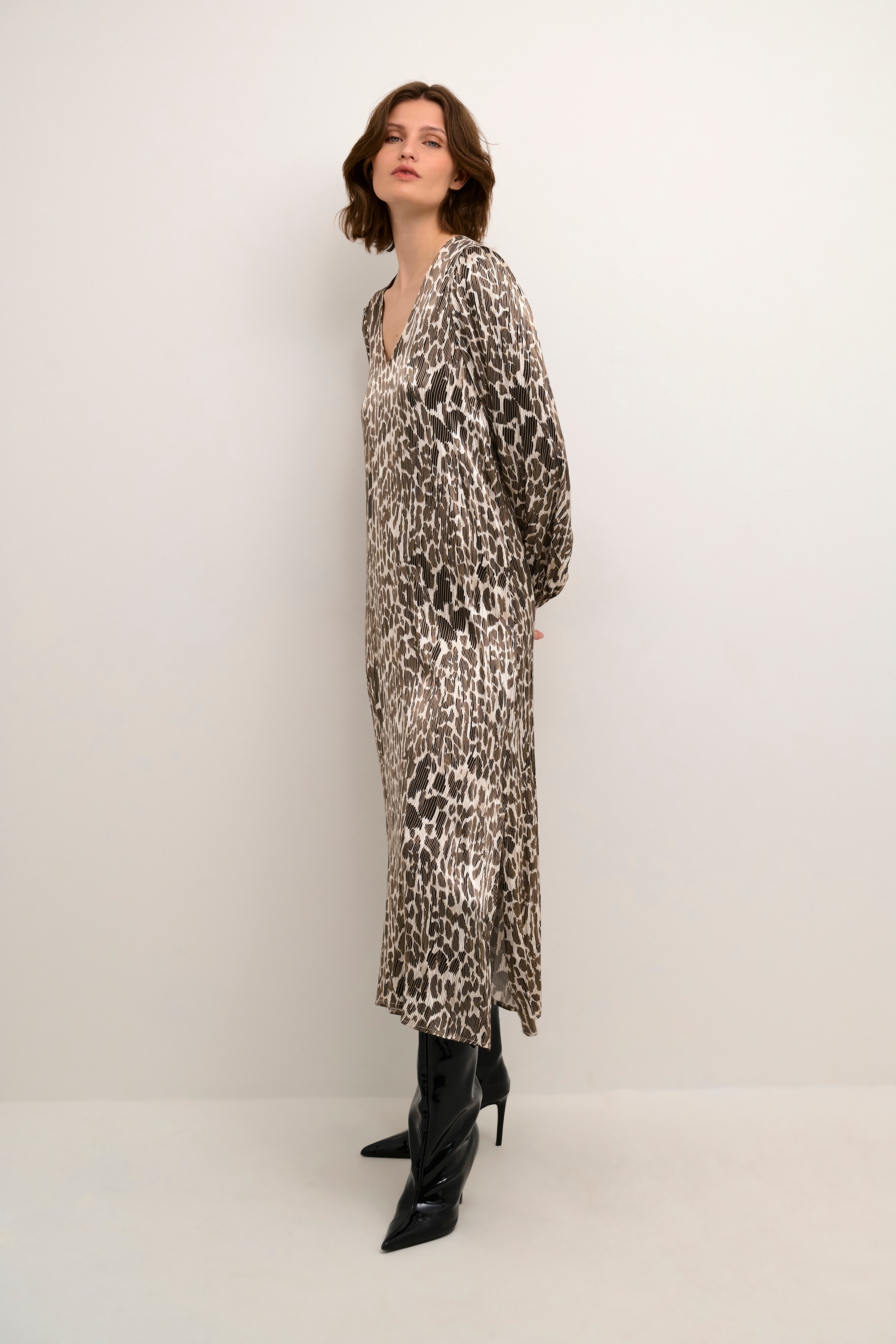 JessKB Kleid LOOKBOOK FRONT 10104412-104627