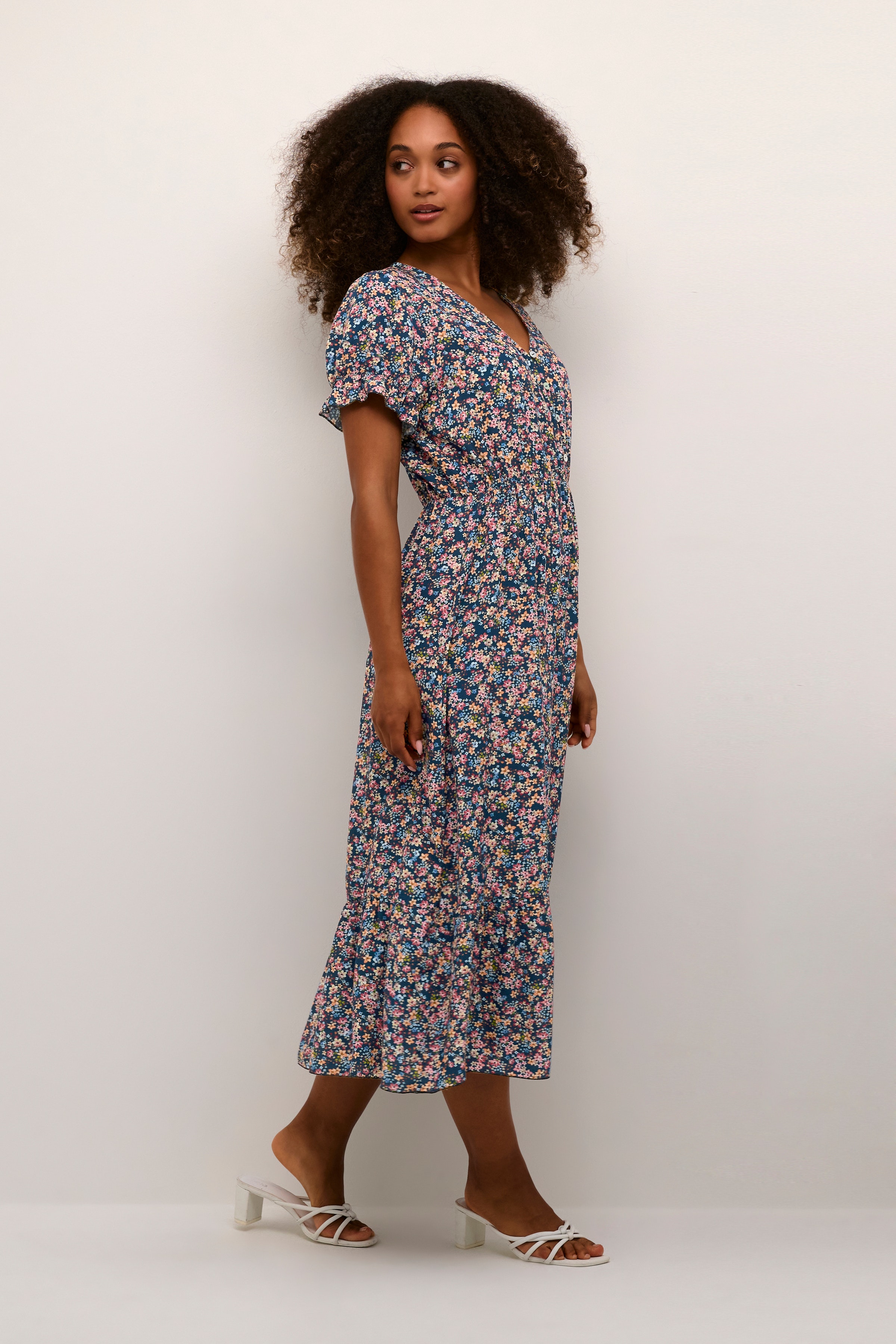 CRLina Kleid LOOKBOOK FRONT 10650818-105421