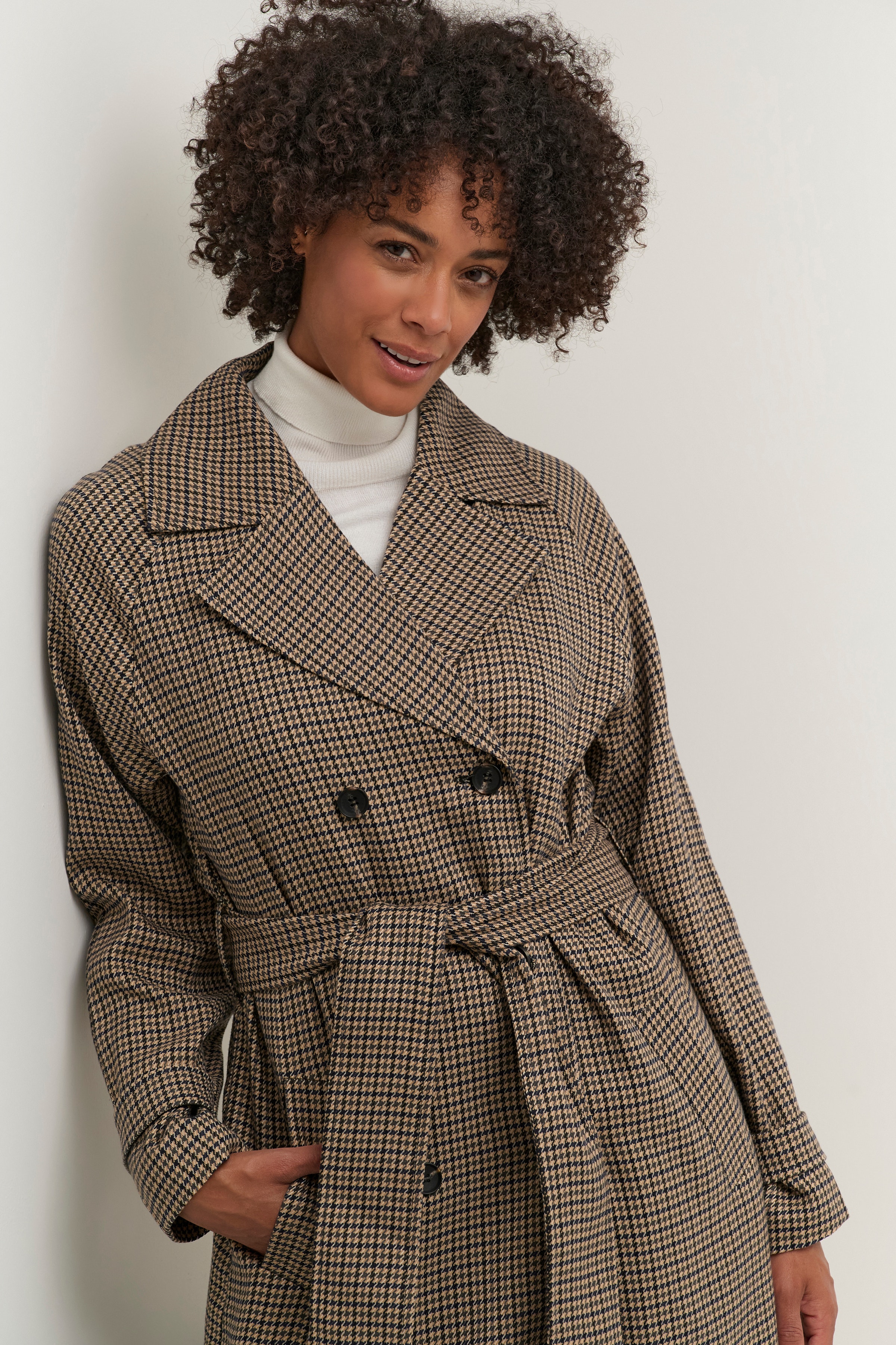 KAolina Mantel LOOKBOOK DETAIL 10507153-103696