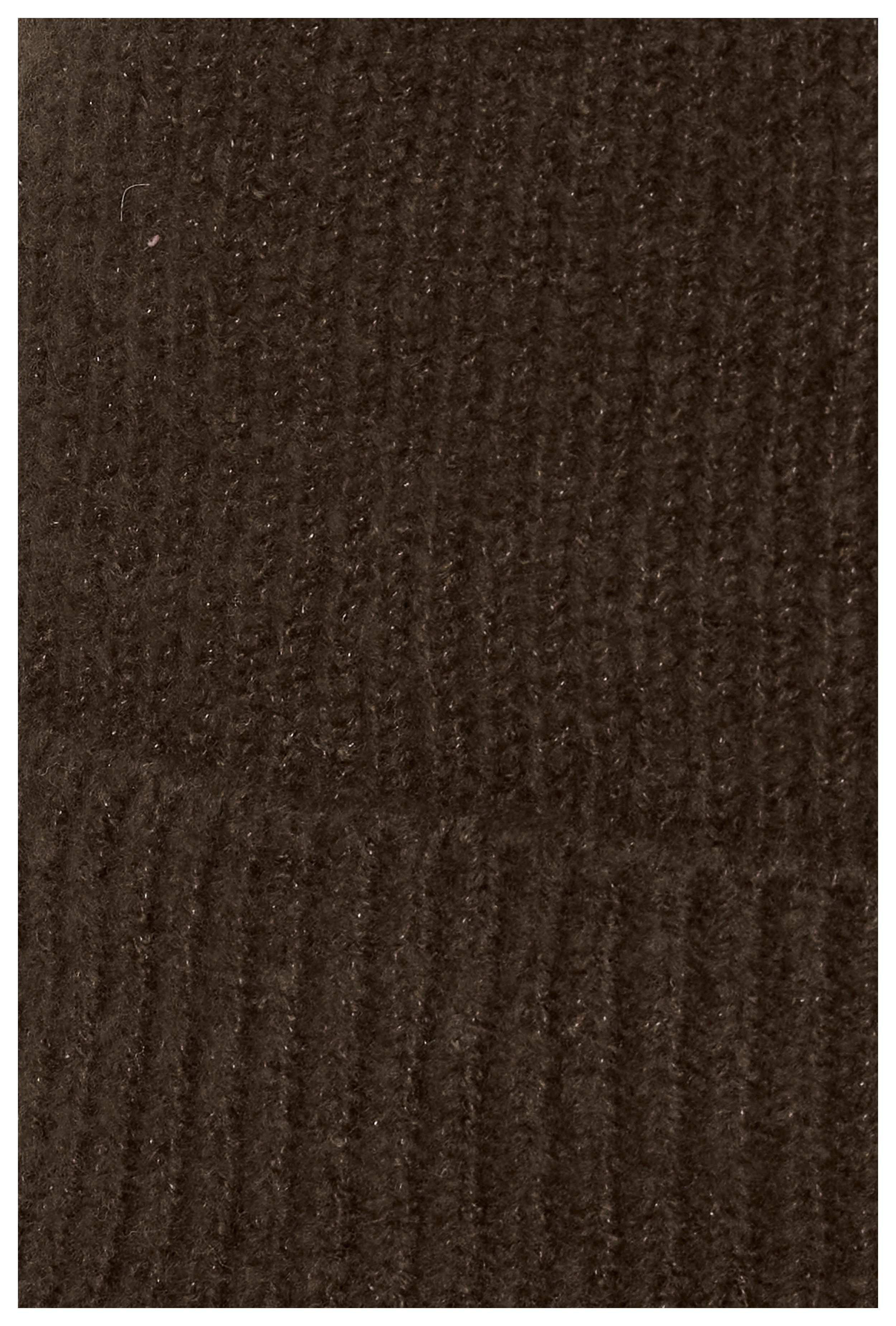 IAIVO Hatt PACK FRONT 20110525-191015