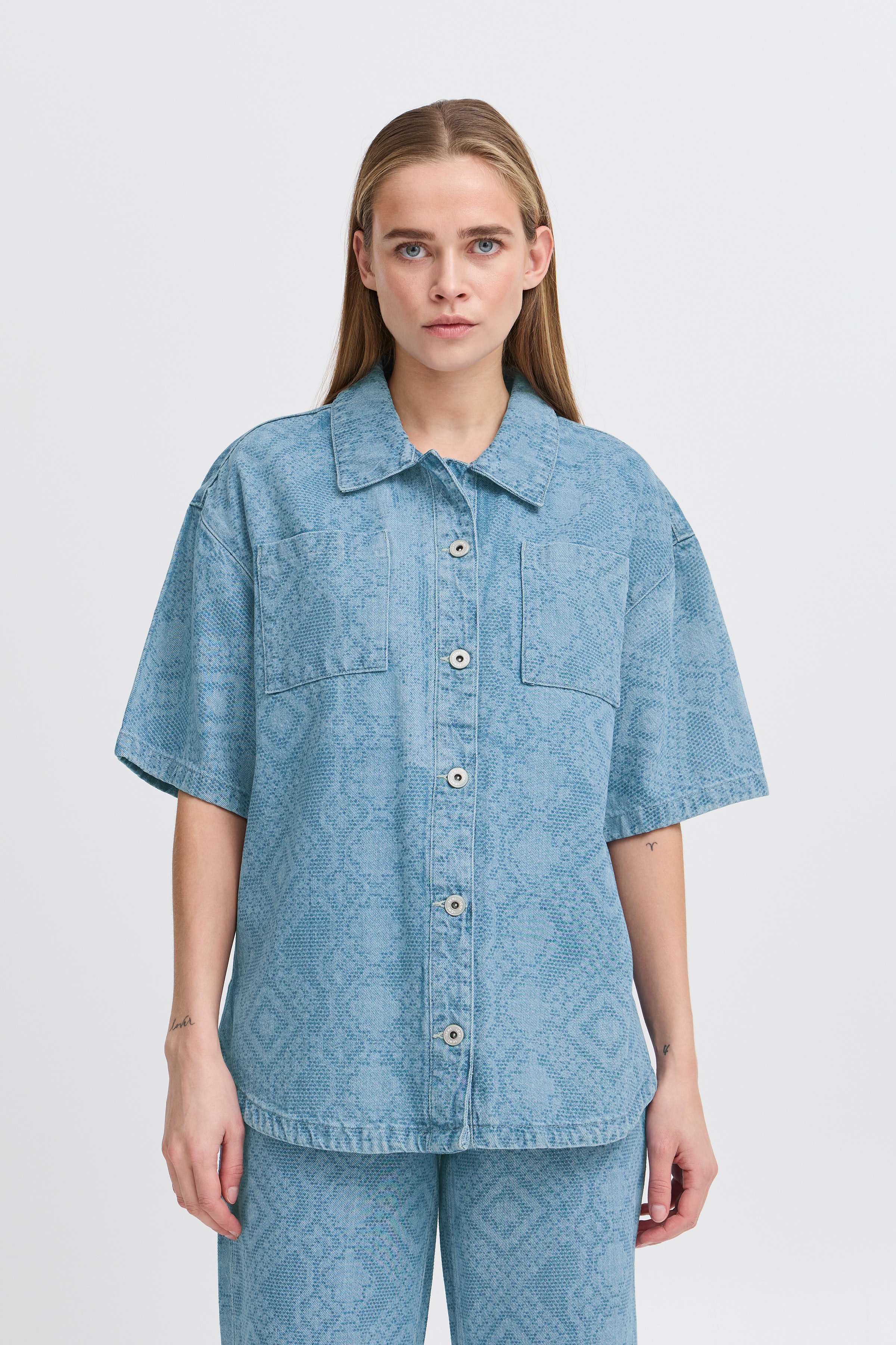 IHAMILIAS Denim shirt LOOKBOOK FRONT 20122343-203984