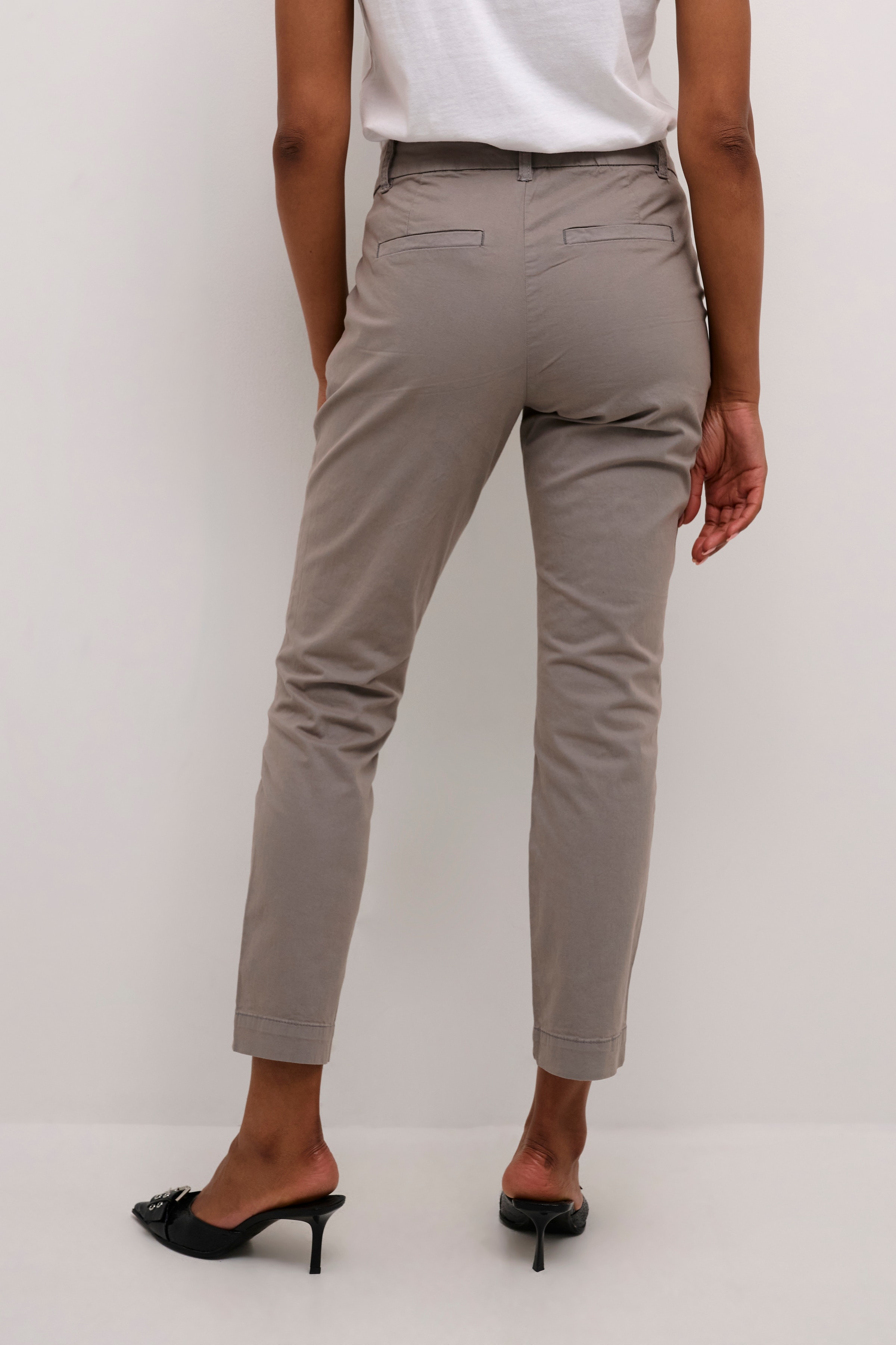 KAmette Trousers LOOKBOOK BACK 10506121-171500