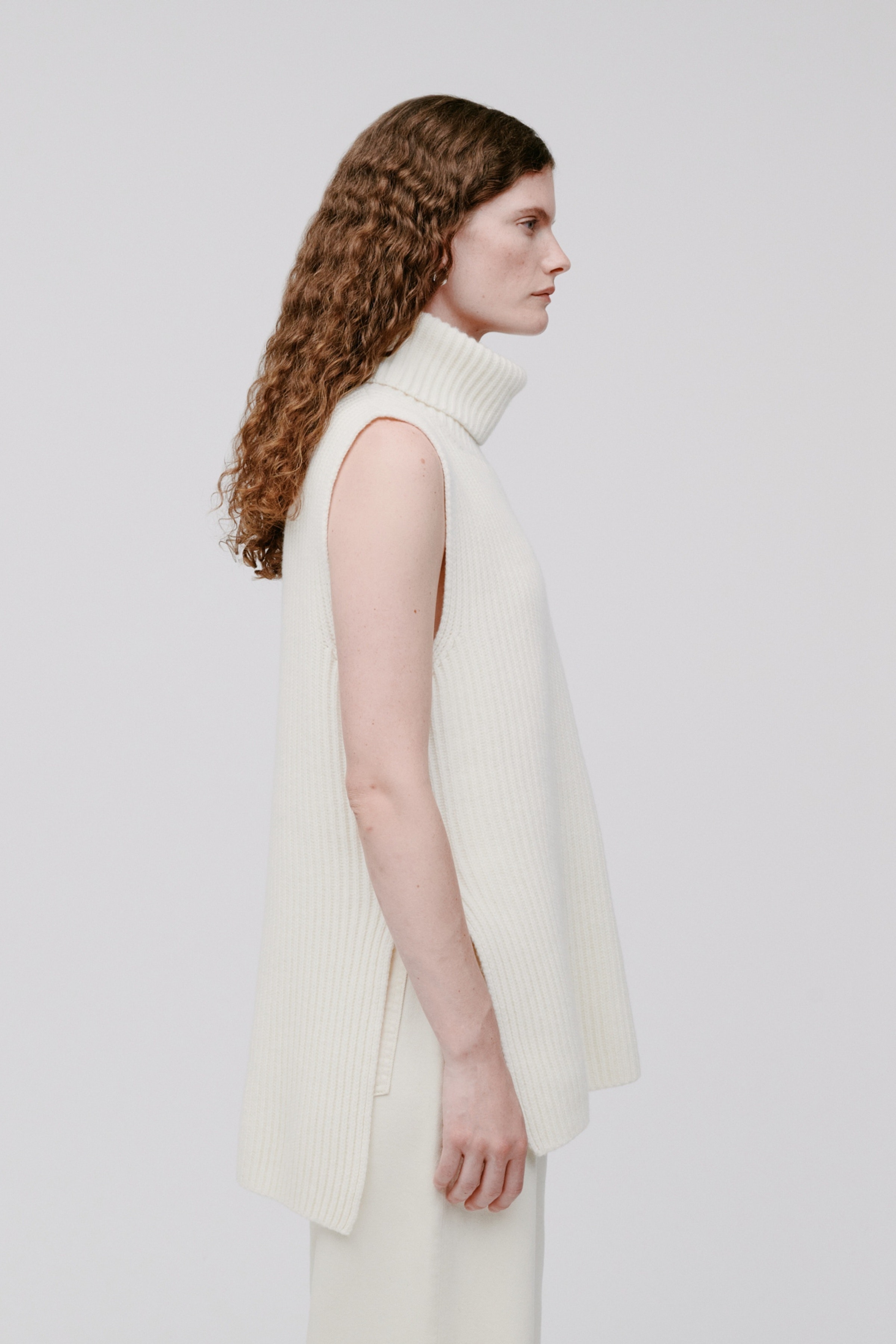 KYOMI VEST LOOKBOOK TOP 30600508-WH020