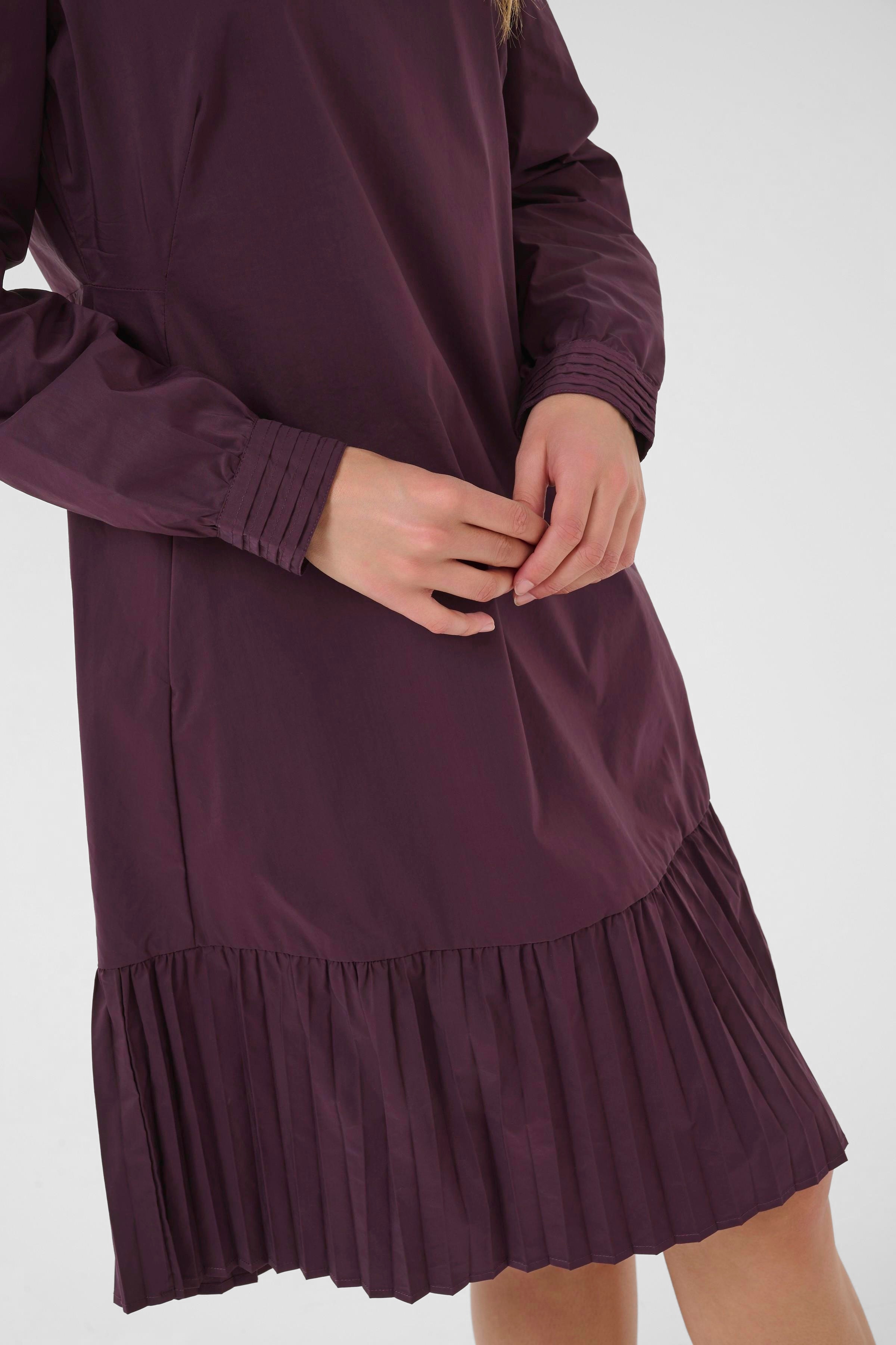 CUbeate Kleid LOOKBOOK FRONT 50111419-192118
