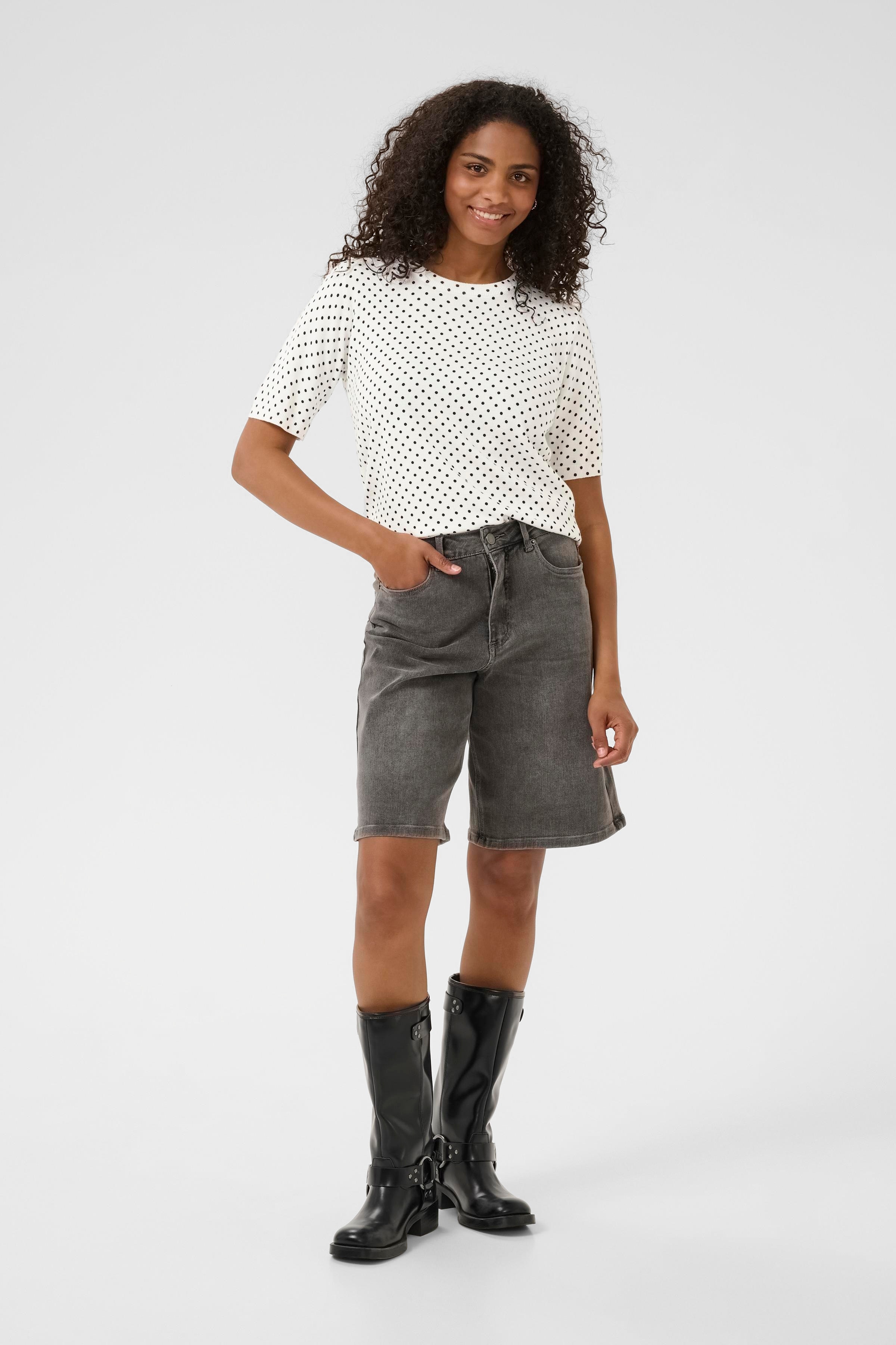 KAliz Pullover LOOKBOOK FRONT 10509548-107927