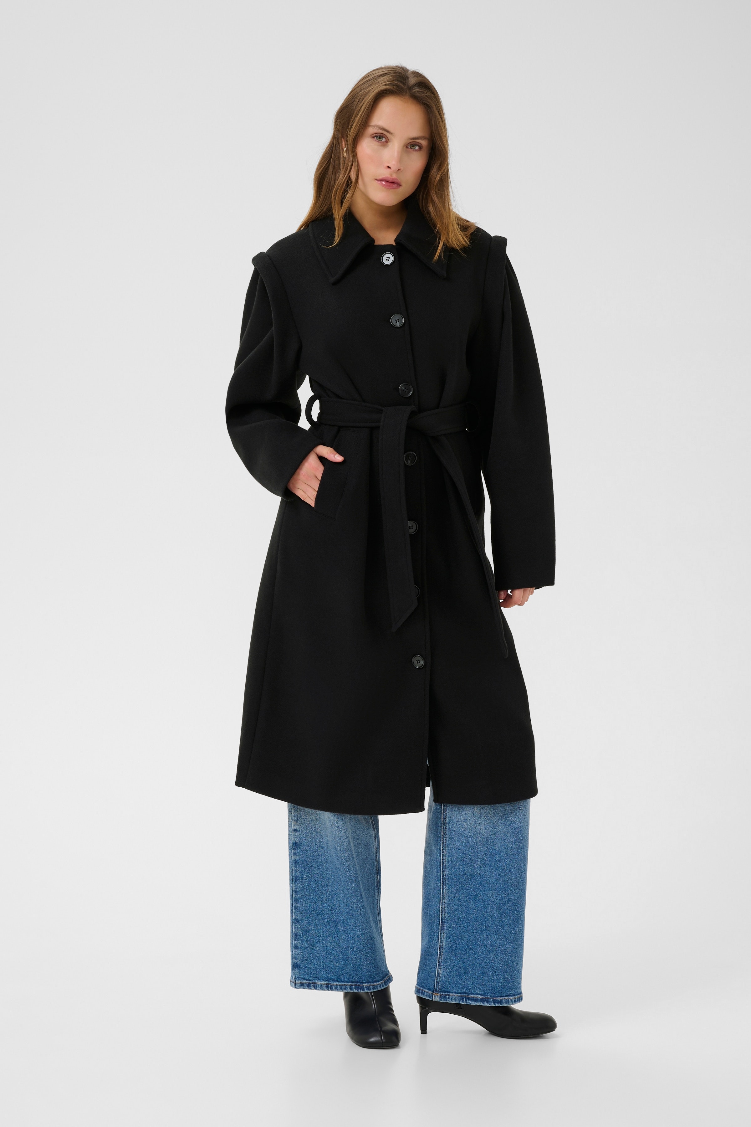KAjulia Mantel LOOKBOOK FRONT 10510240-100121
