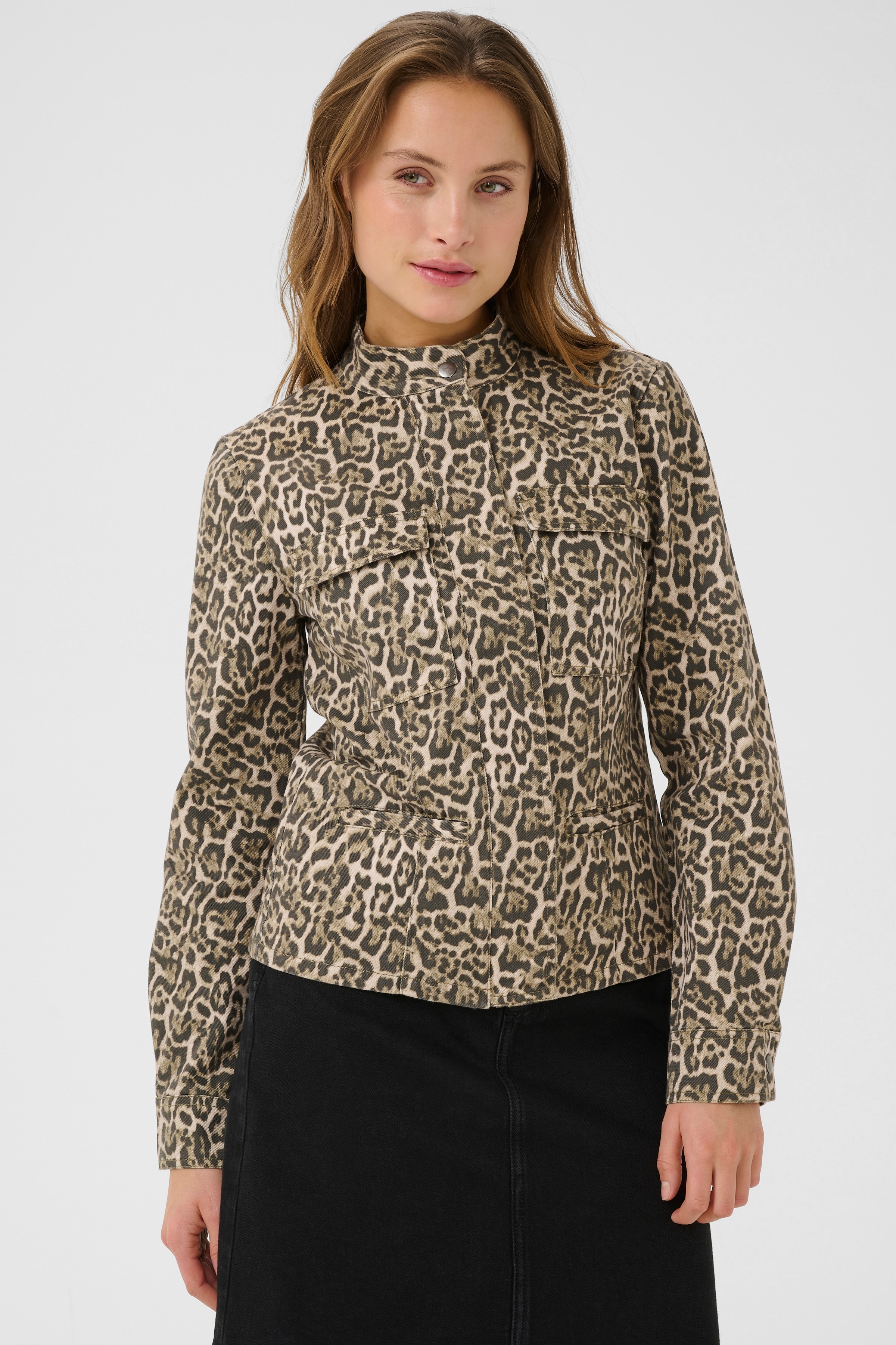 RiverIW Leopard Casual jacket LOOKBOOK FRONT 30110455-300824