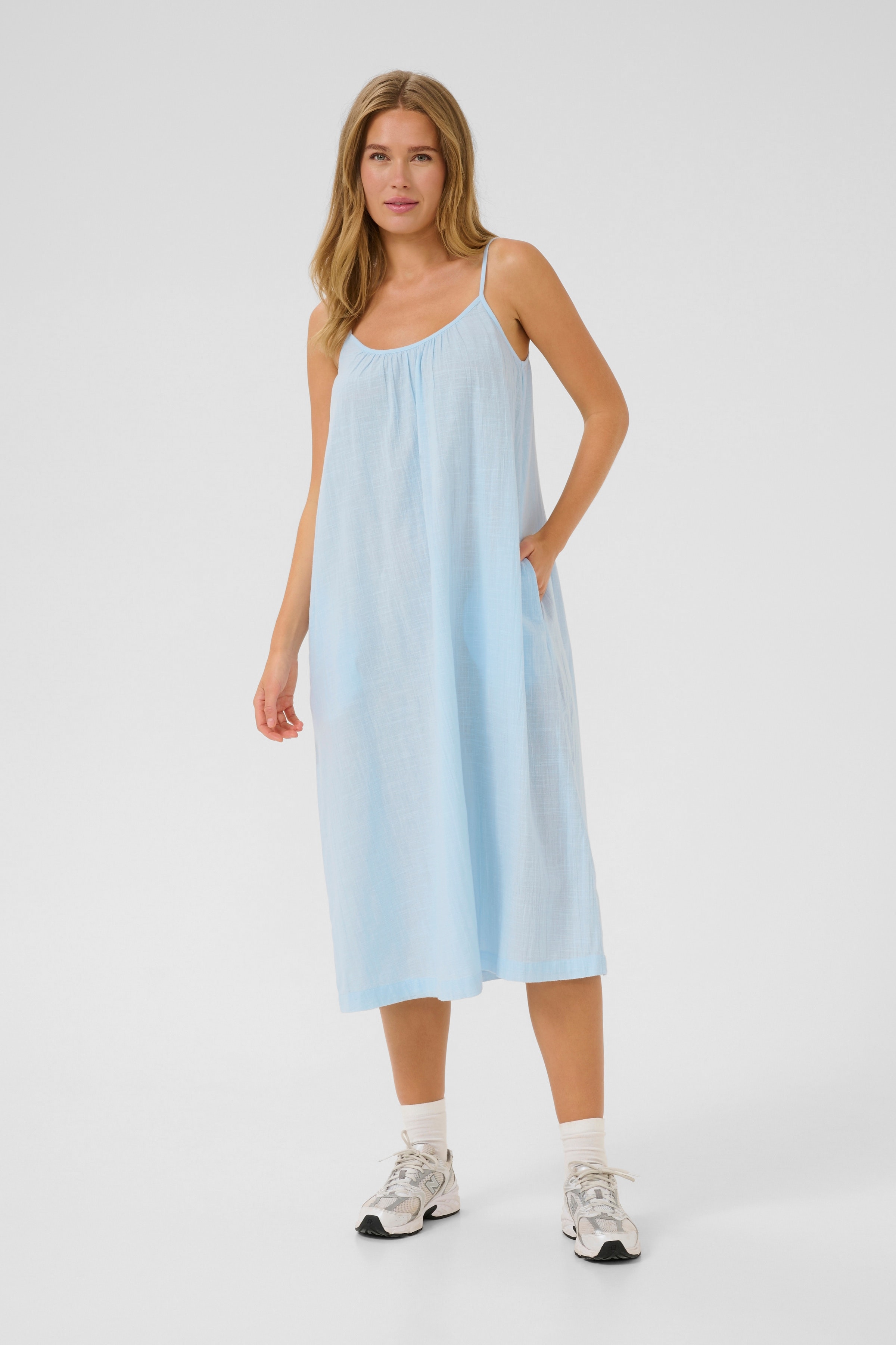 KApauline Kjole LOOKBOOK FRONT 10508562-144005