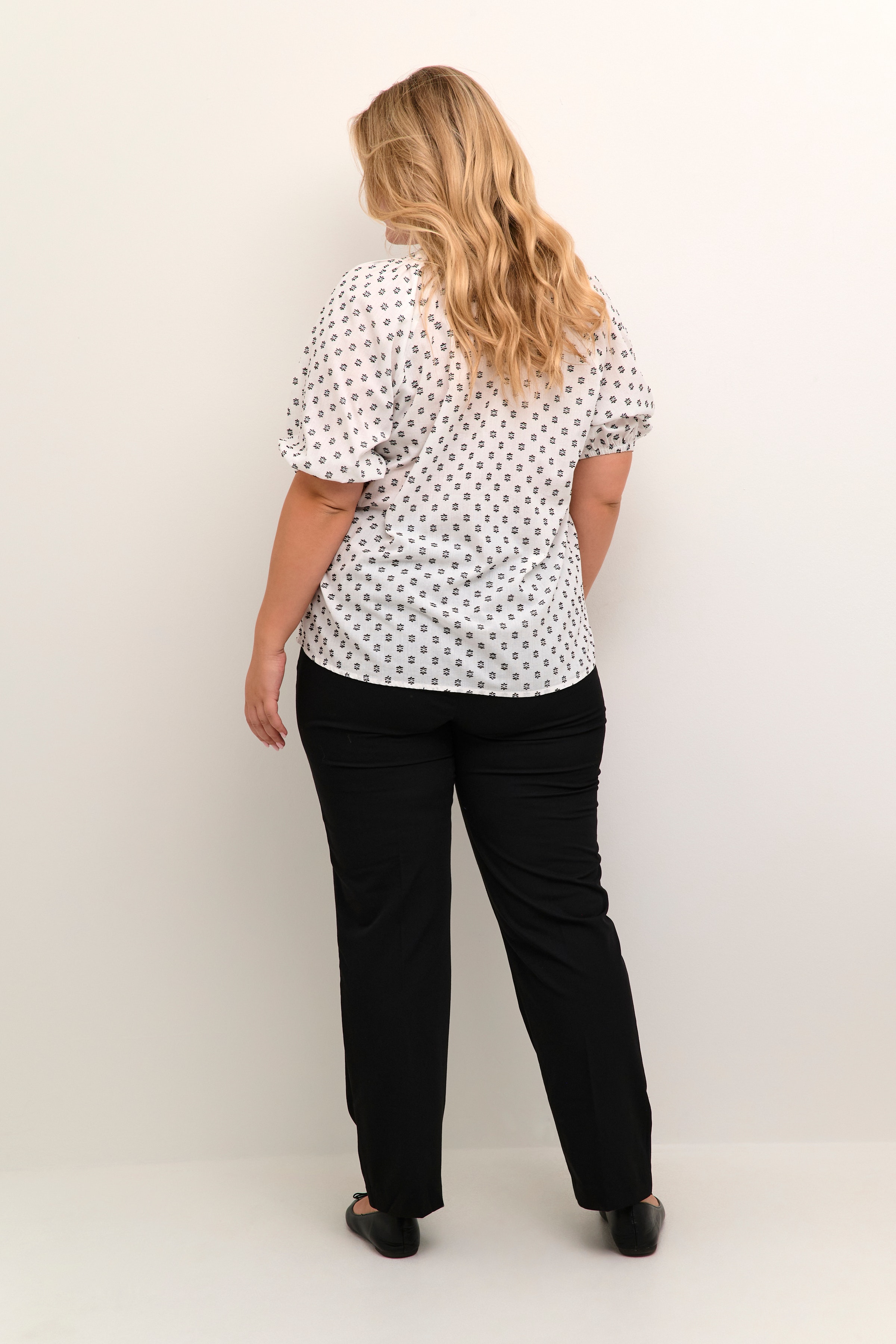 KClanni Bluse LOOKBOOK BACK 10582140-105480