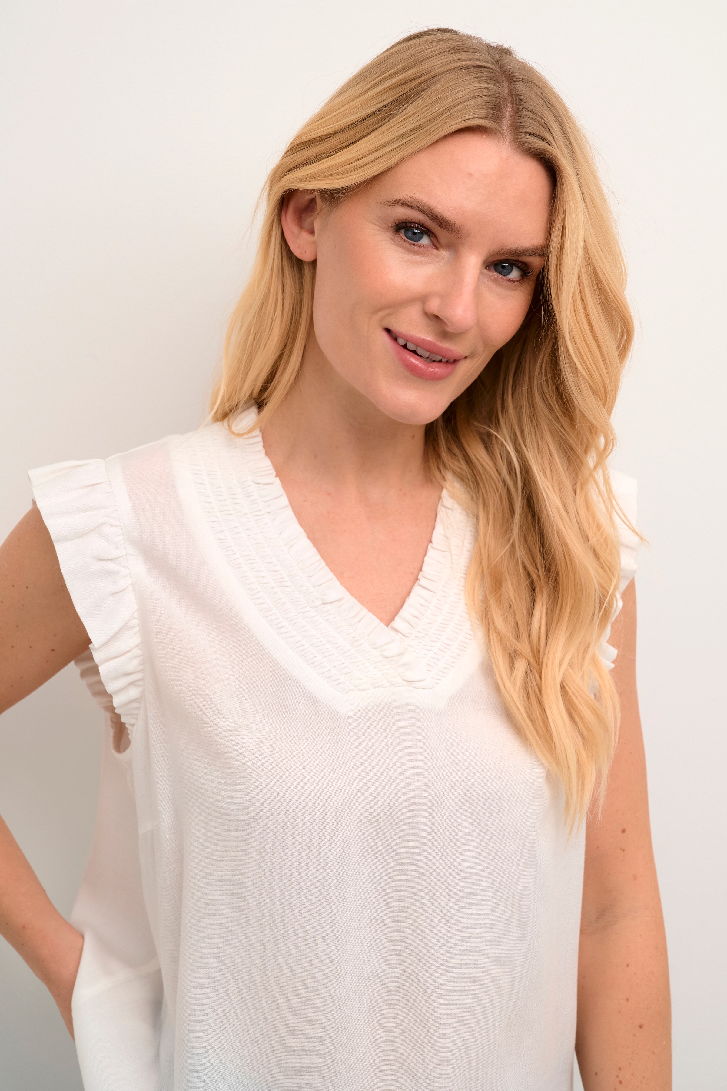 KAdahlia Bluse LOOKBOOK DETAIL 10508865-110602