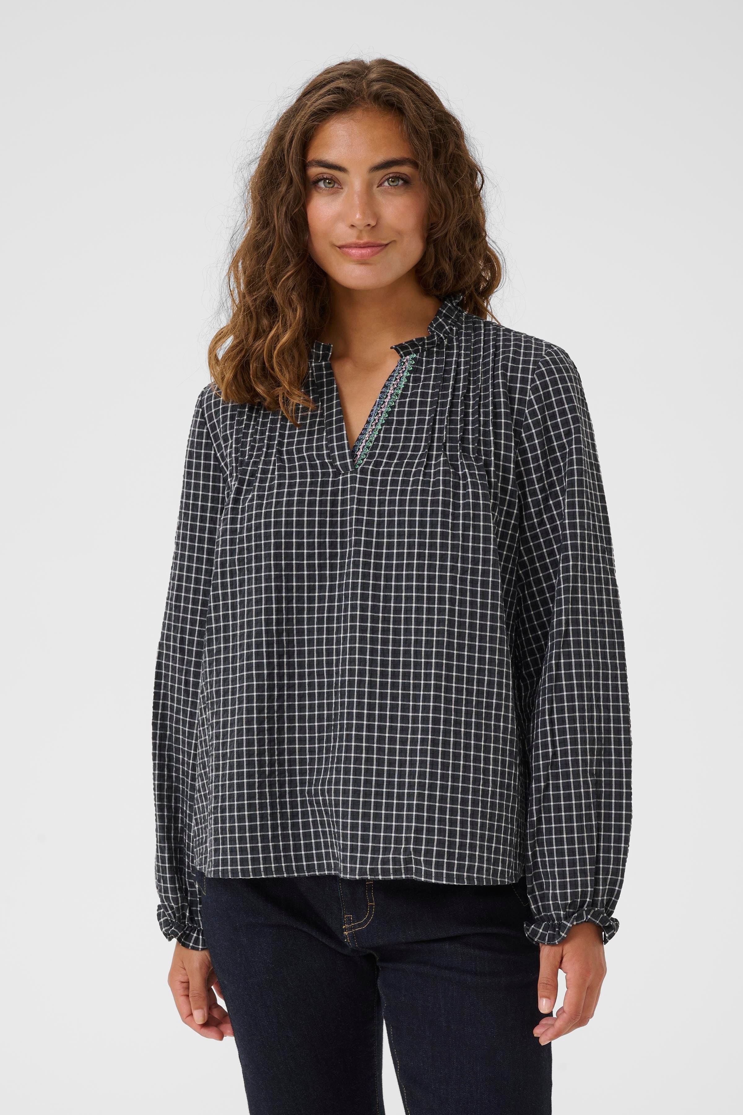 CUkalia Bluse LOOKBOOK FRONT 50113200-109486