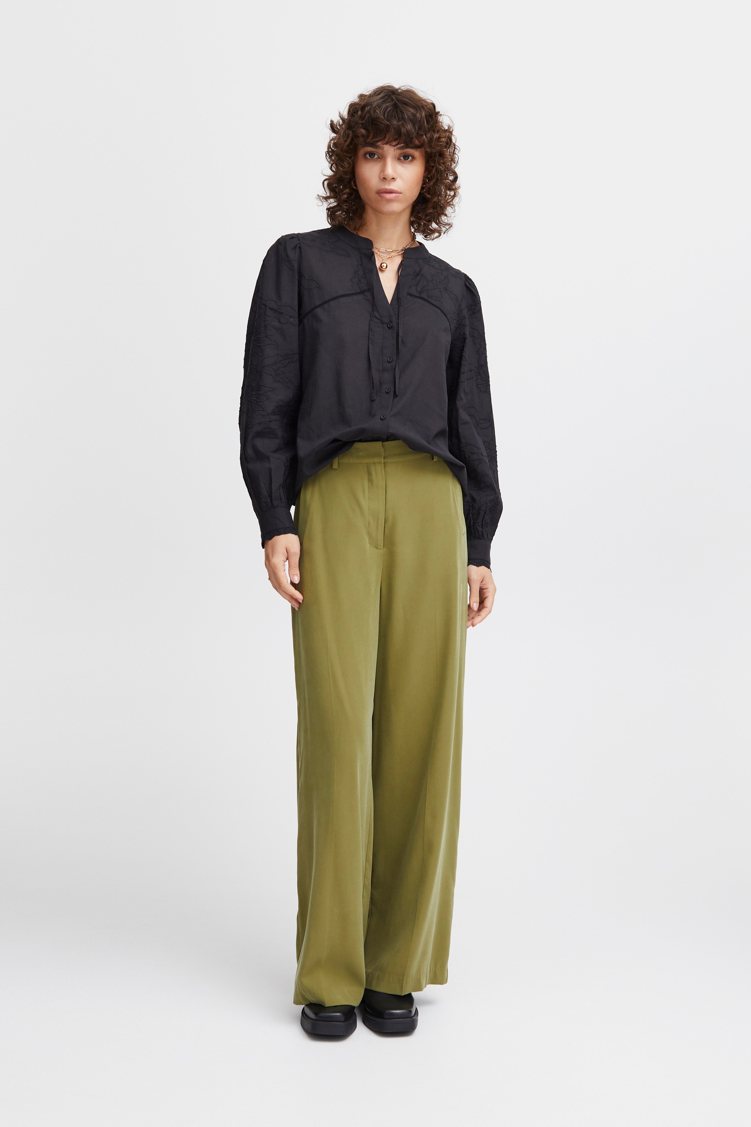 IRLEONO Trousers LOOKBOOK FRONT 20119526-180527