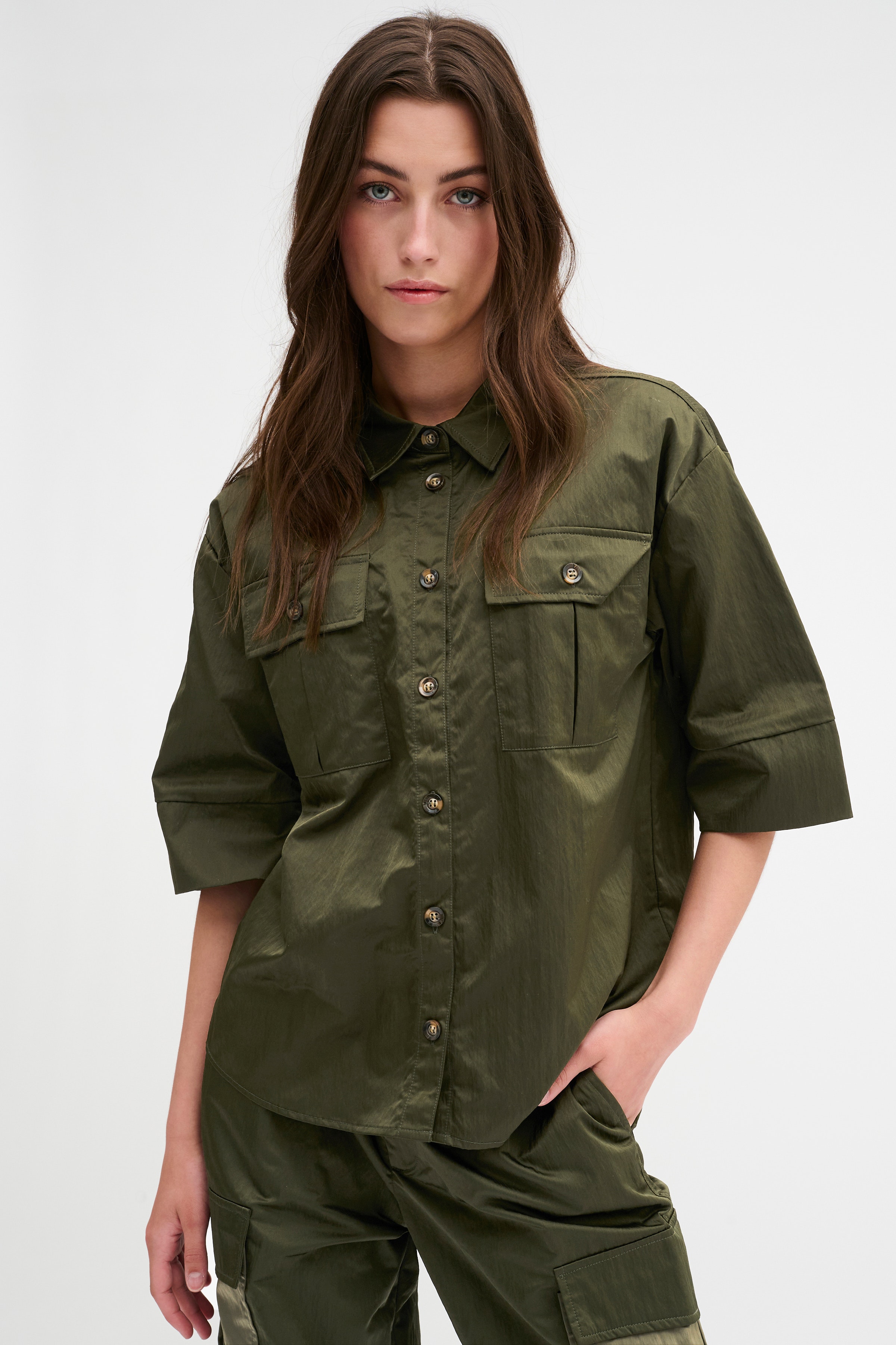 MonsaMW Shirt LOOKBOOK FRONT 10704415-190414