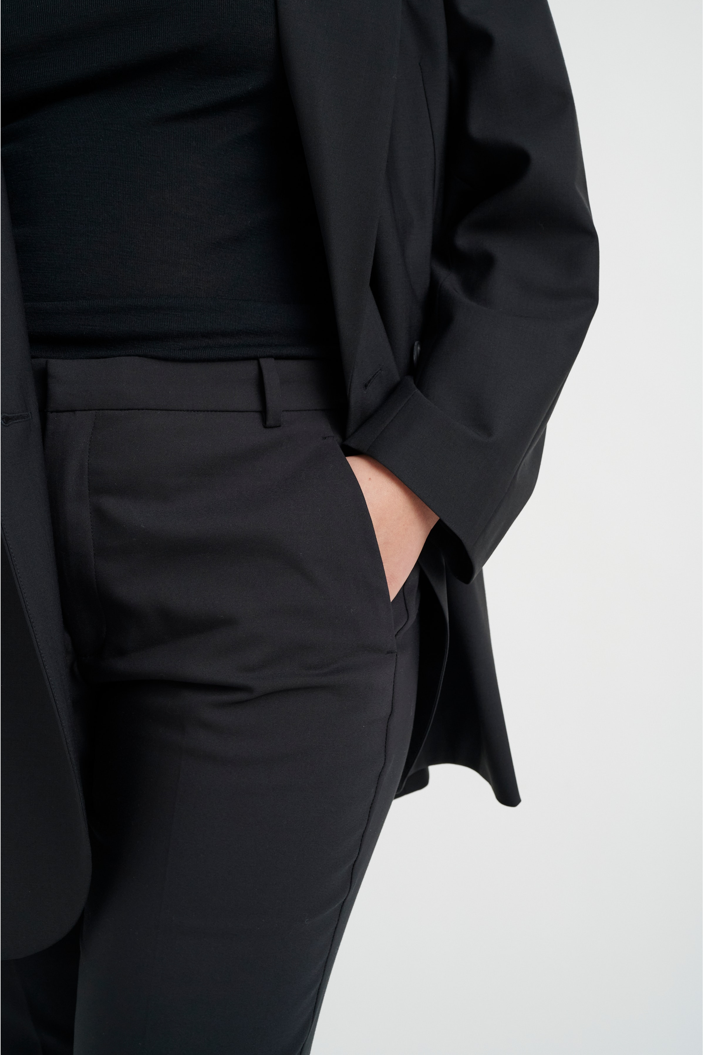 ZellaIW Trousers LOOKBOOK DETAIL 30104595-10050