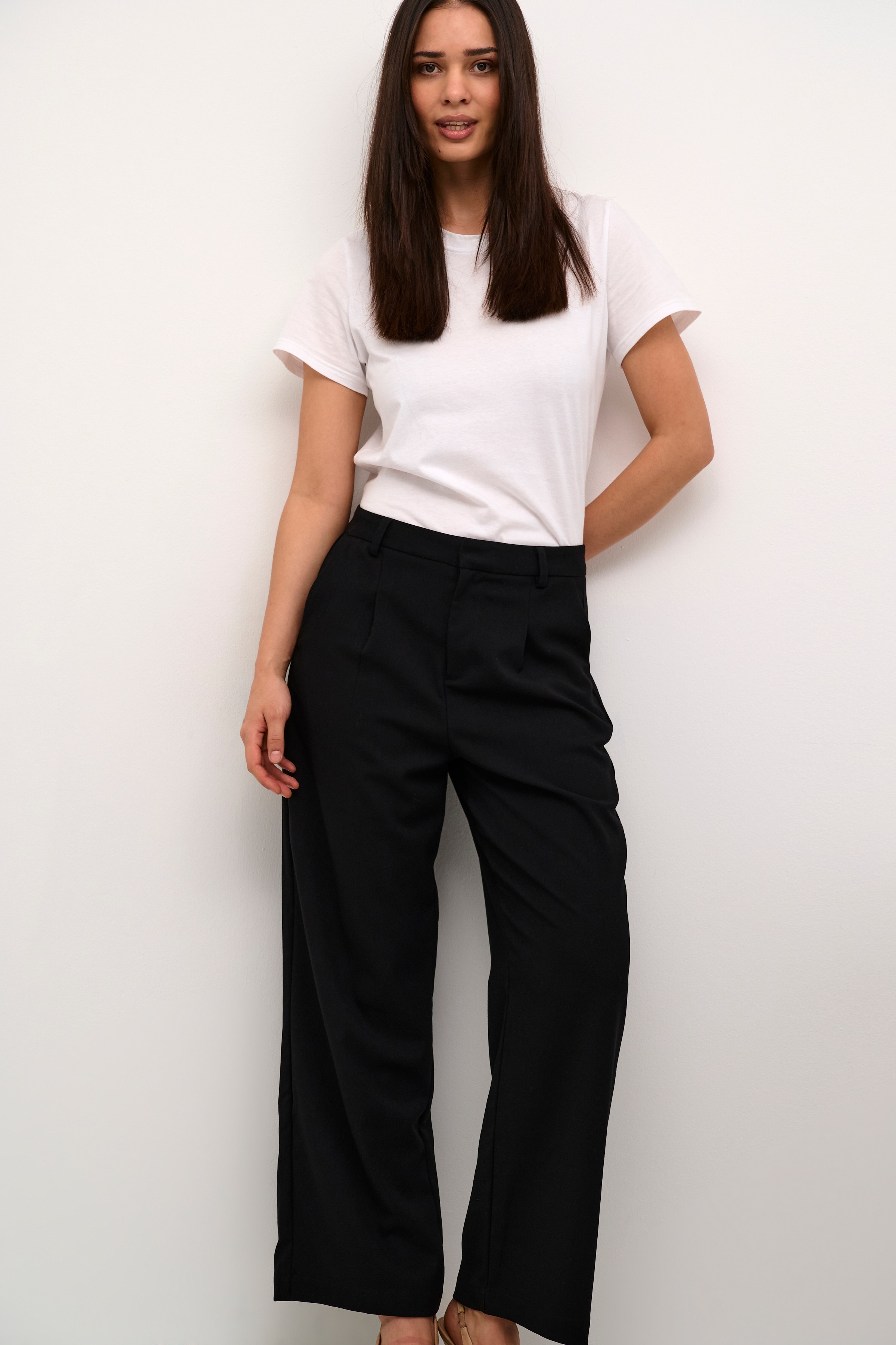 KAmerle Trousers LOOKBOOK DETAIL 10509190-100121