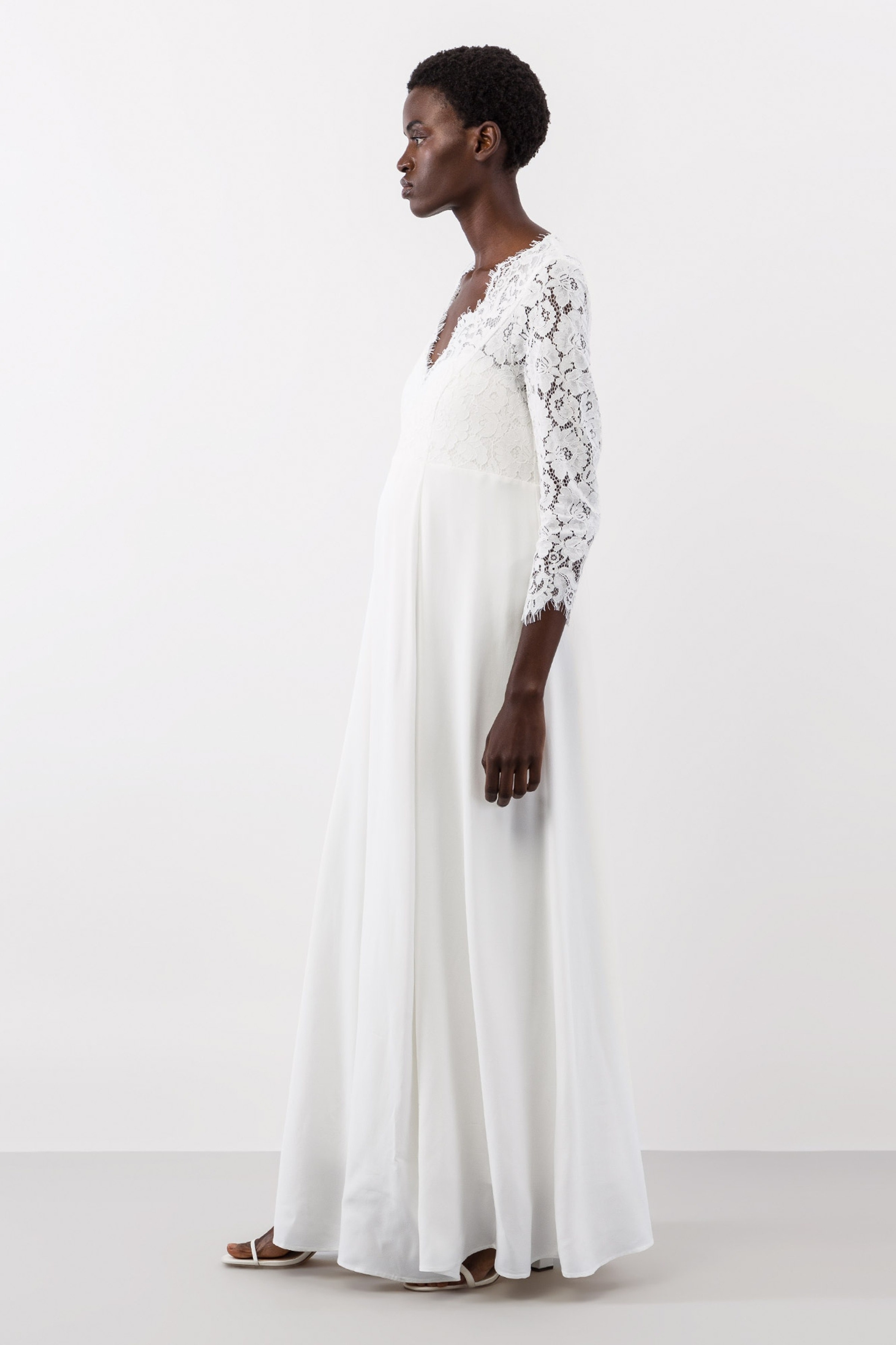 MARIANNE Kjole LOOKBOOK FRONT 30600260-WH010