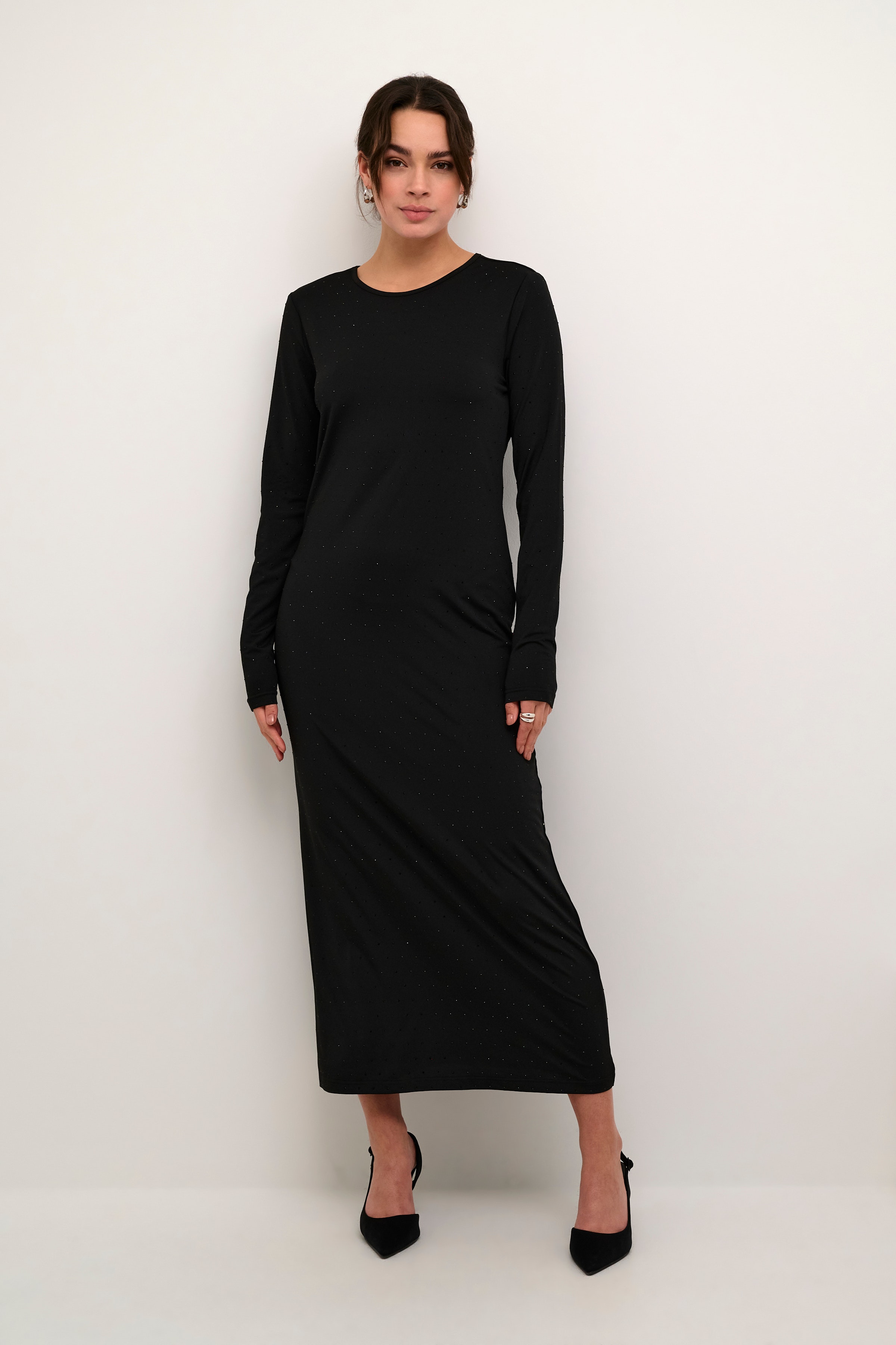 KAmikkeline Robe LOOKBOOK FRONT 10509274-100121