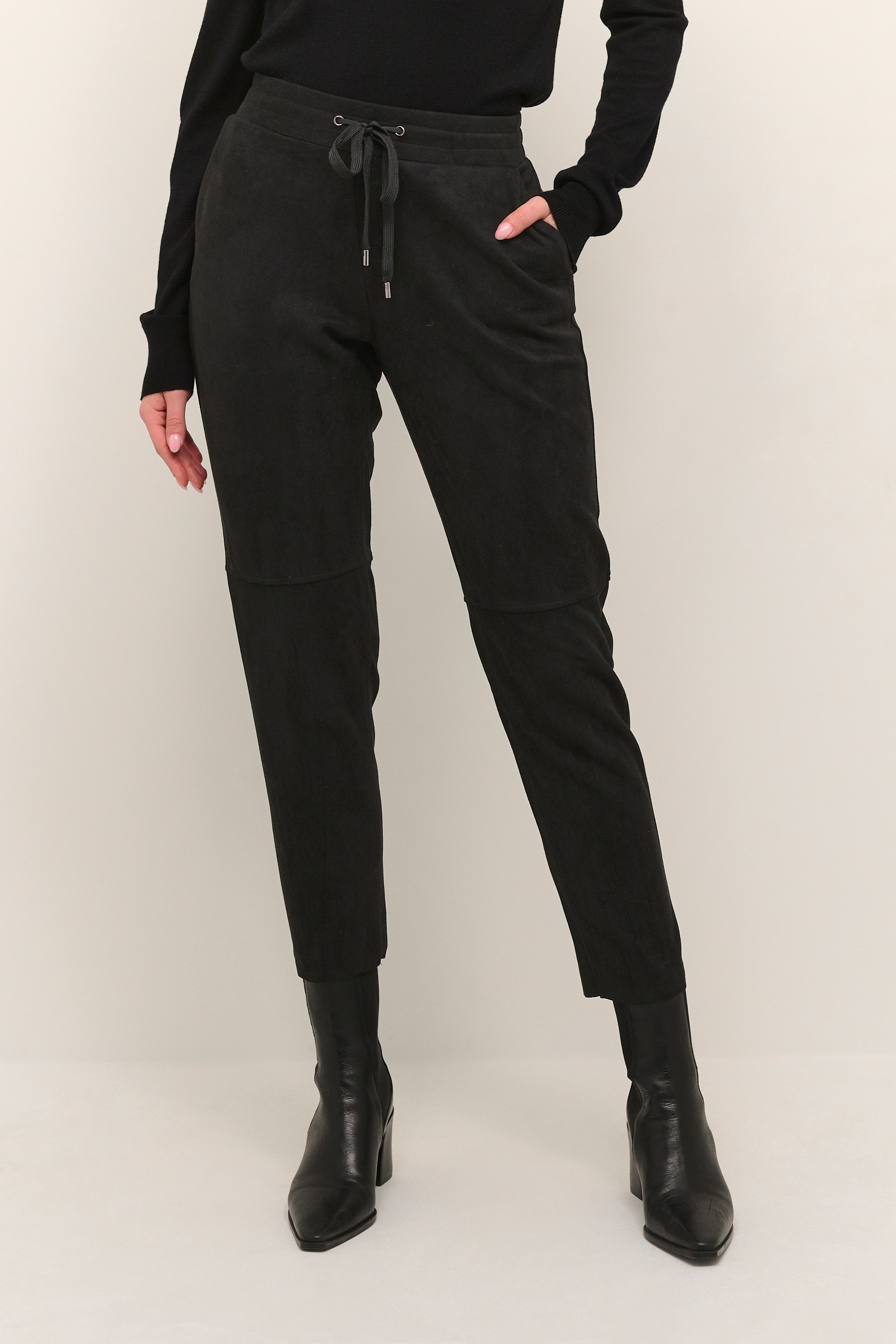 KAdoria Trousers LOOKBOOK FRONT 10505836-100121