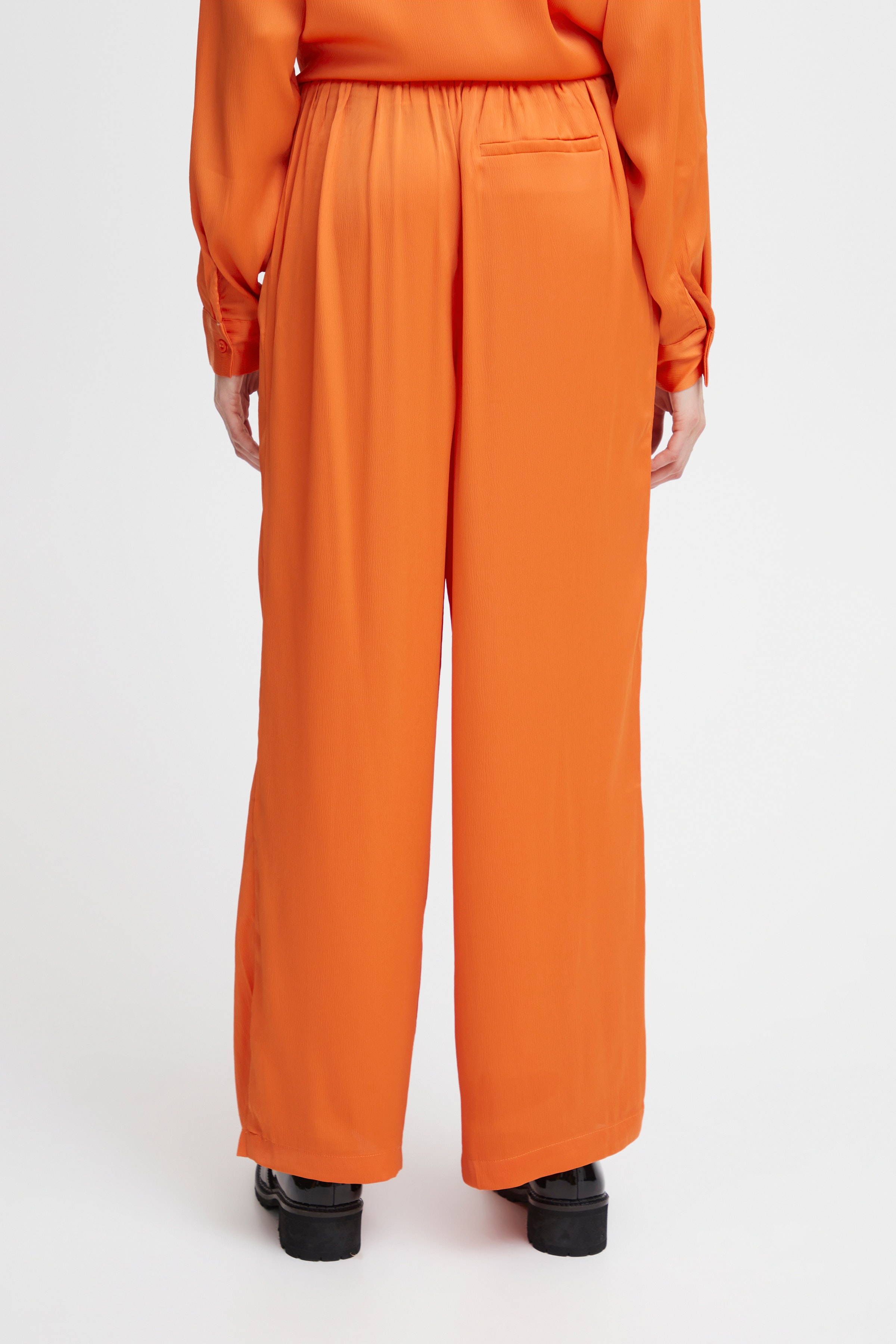 IXCECIL Trousers LOOKBOOK BACK 20119595-161356