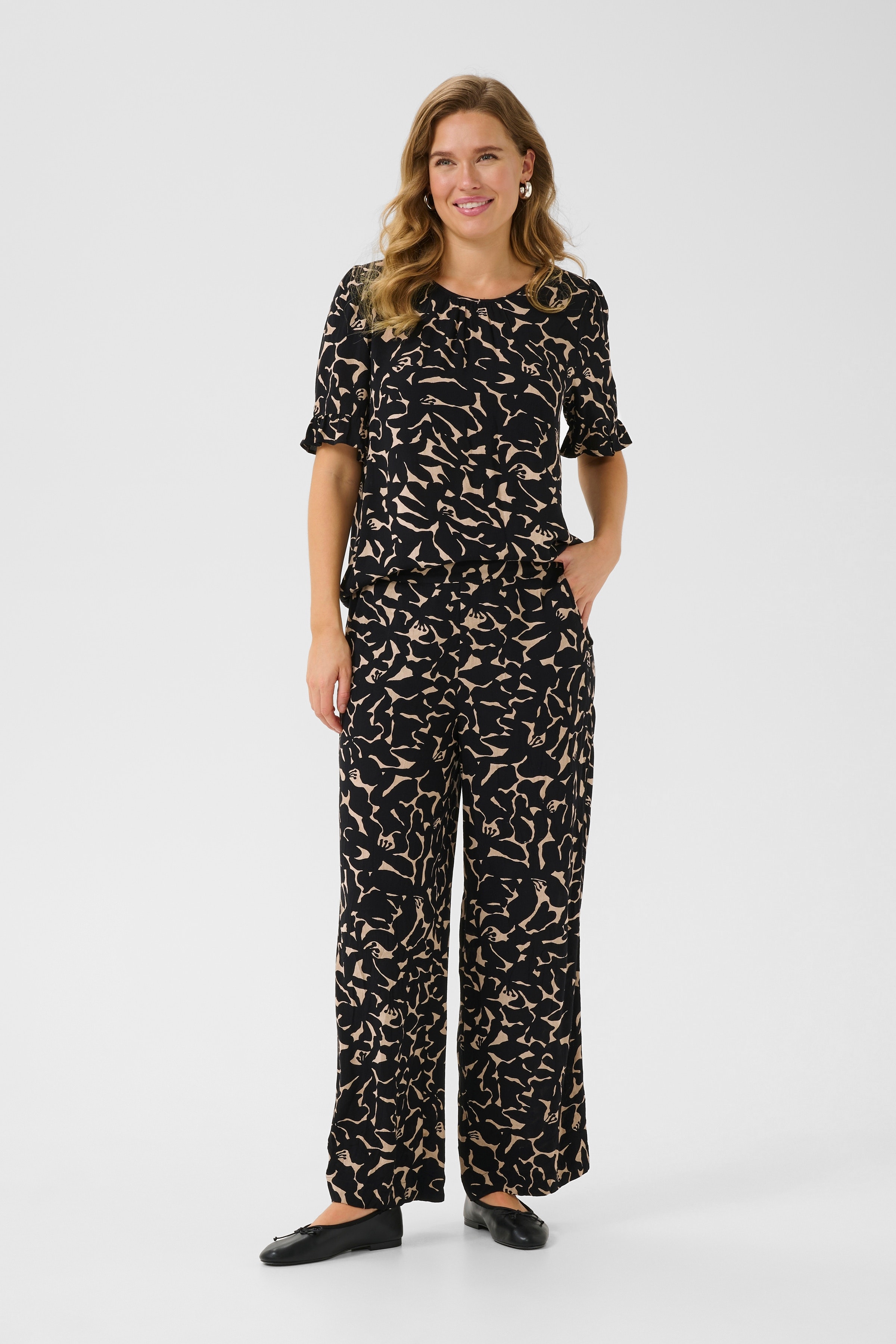 BPisabella Trousers LOOKBOOK DETAIL 10590913-107876B