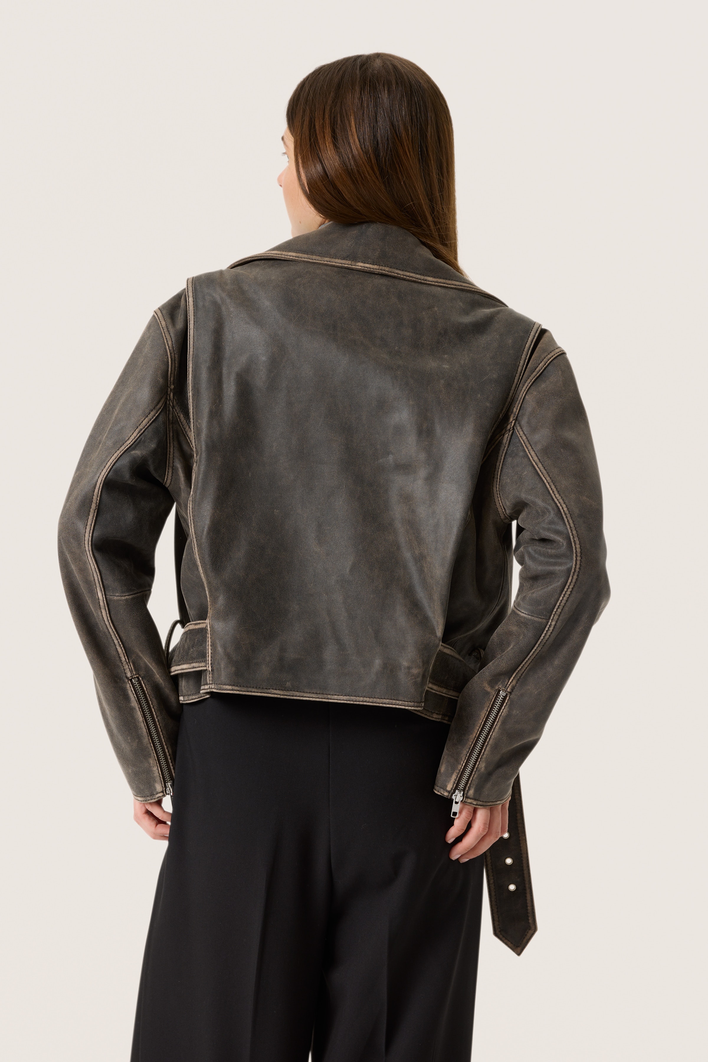 SLFiorella Leather jacket LOOKBOOK BACK 30407848-303170