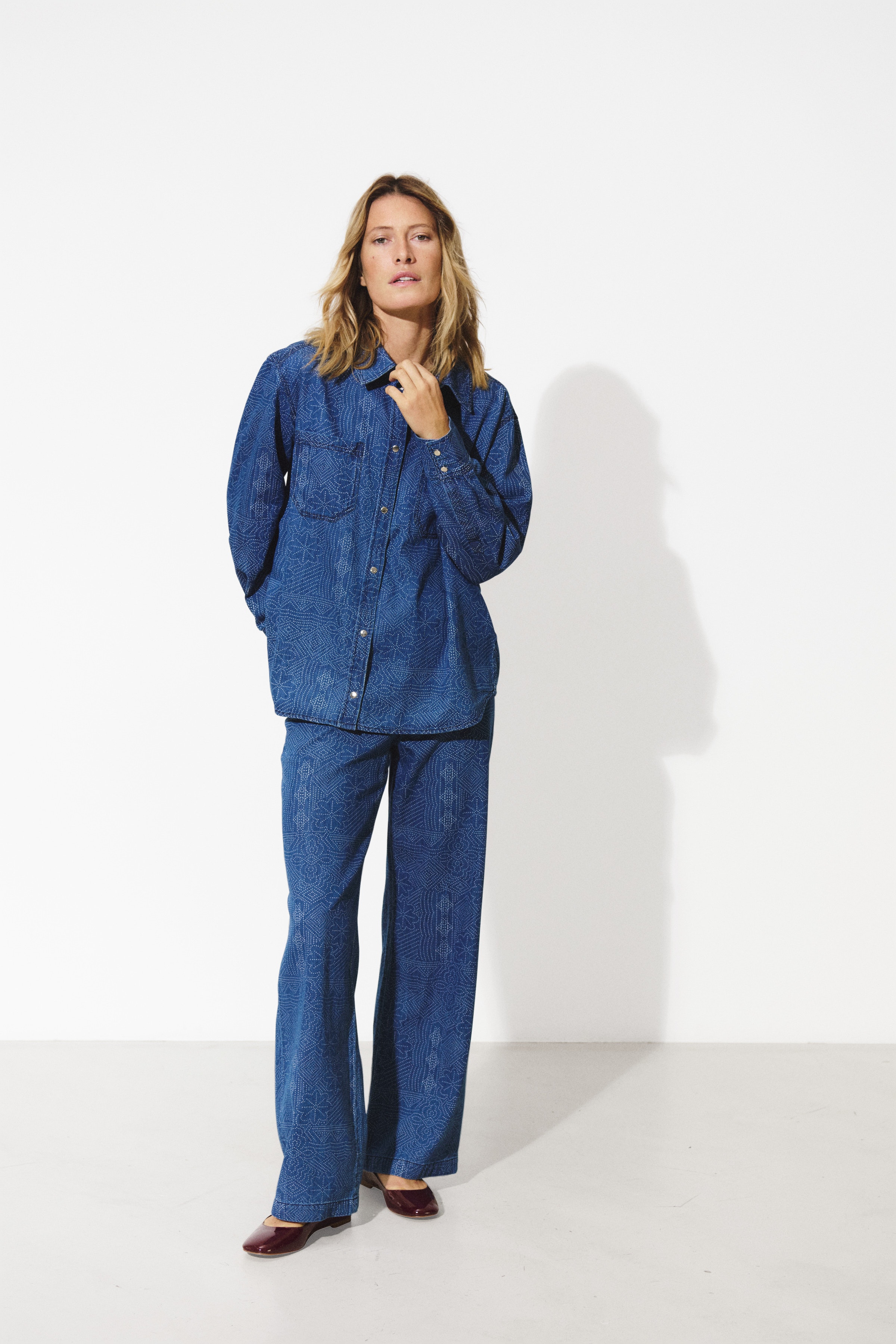 TharaPW Byxor LOCATION NONE 30309810-303961