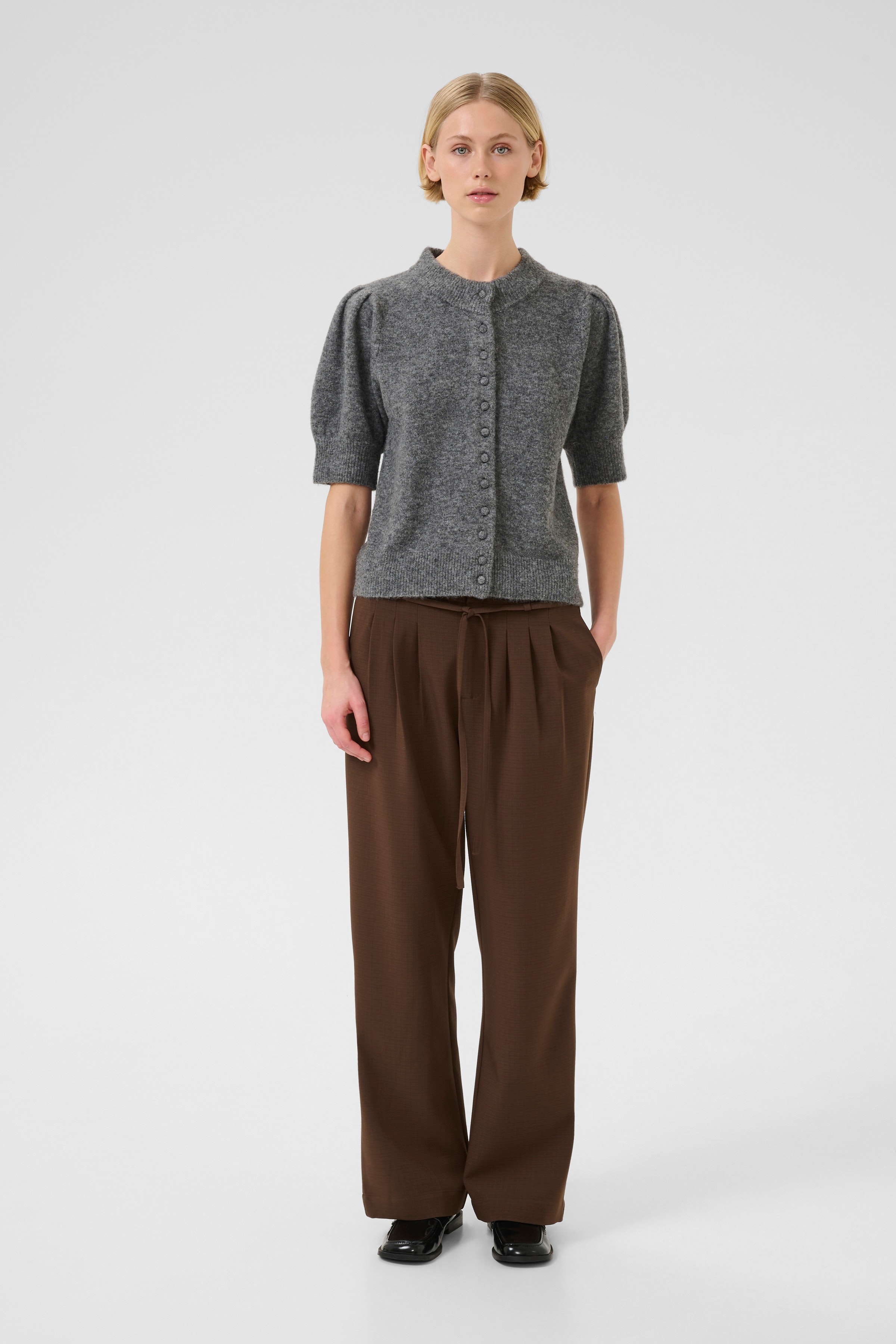 KBBrona Cardigan LOOKBOOK FRONT 10105684-103702