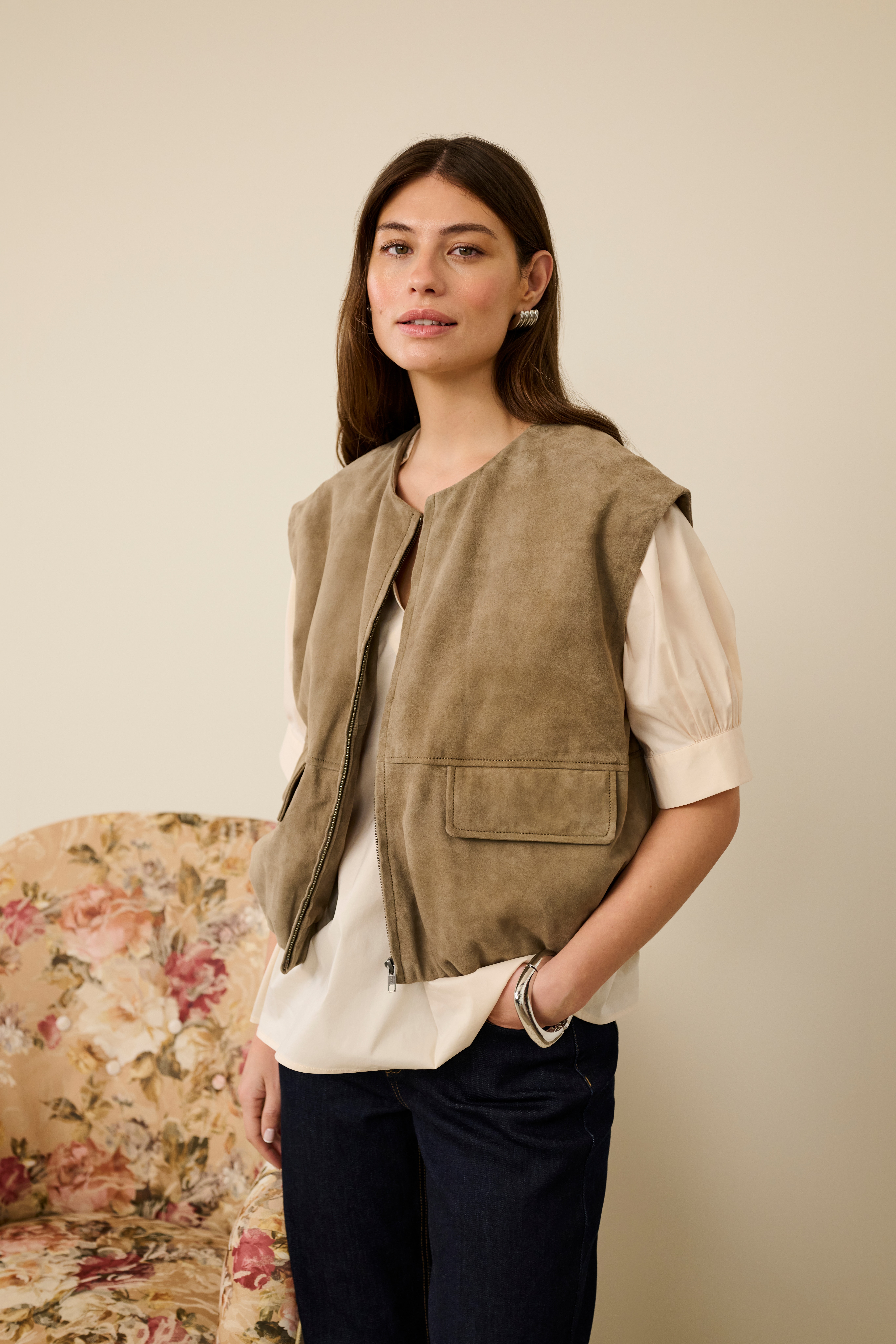 CUannemie Suede waistcoat LOCATION NONE 50112731-171009