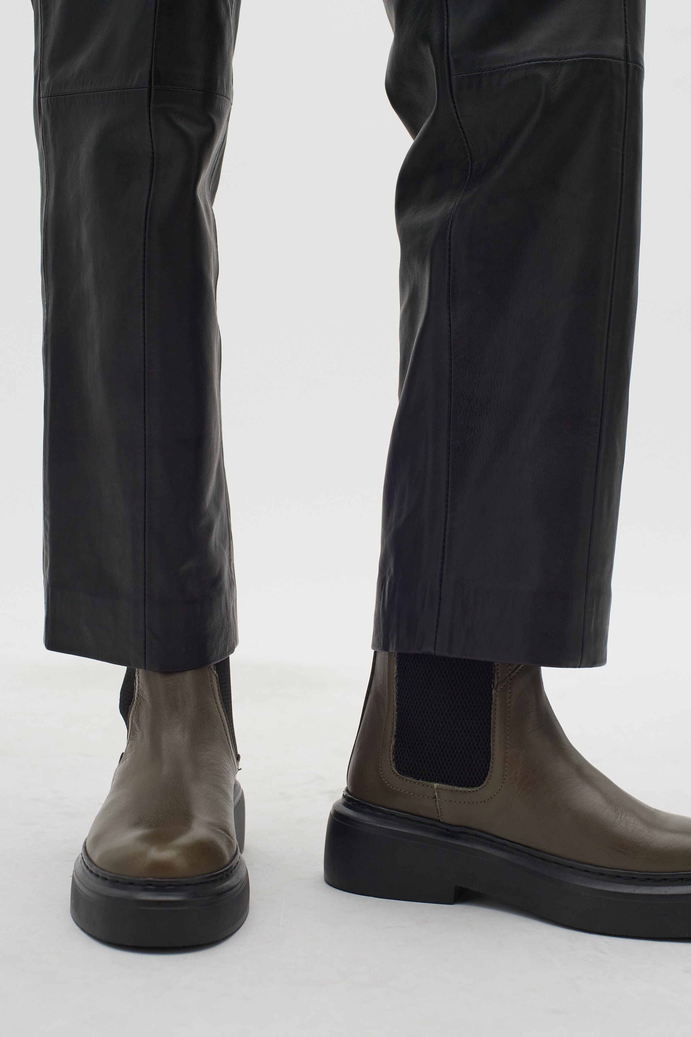 NoomoIW Stiefel LOOKBOOK DETAIL 30108731-190406