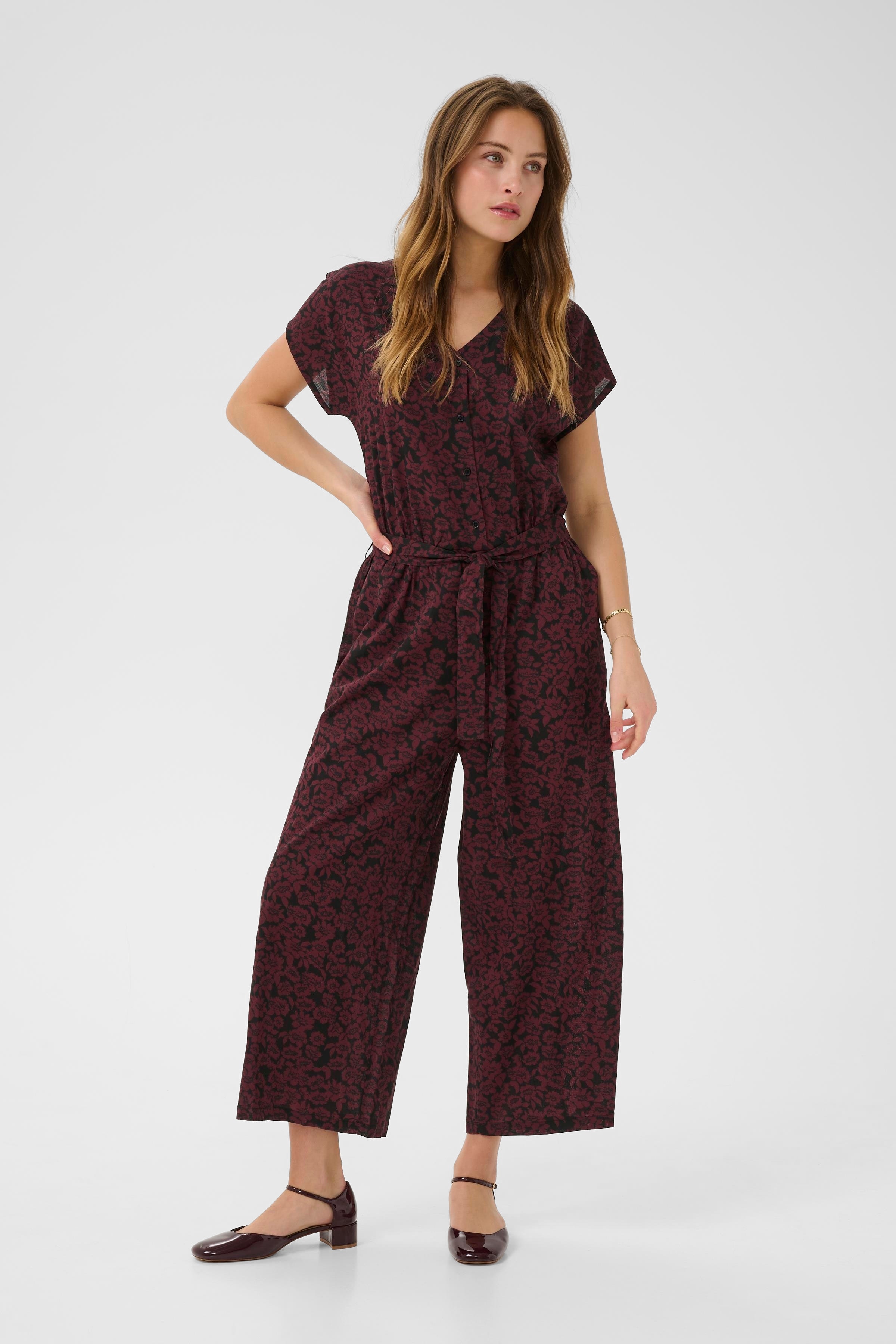 KAbeathe Jumpsuit LOOKBOOK FRONT 10508898-107734