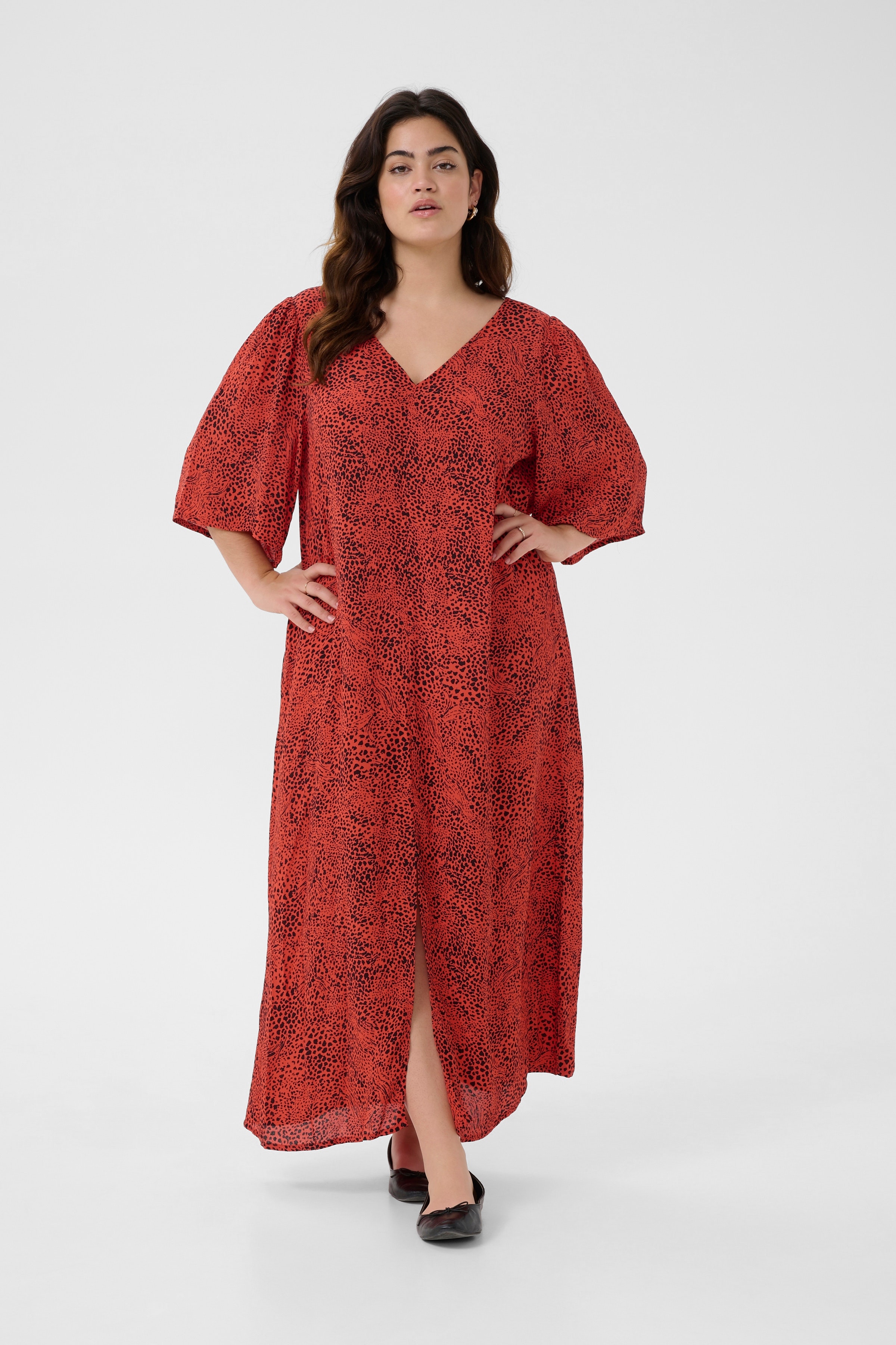 KCaliana Kleid LOOKBOOK FRONT 10583150-107428