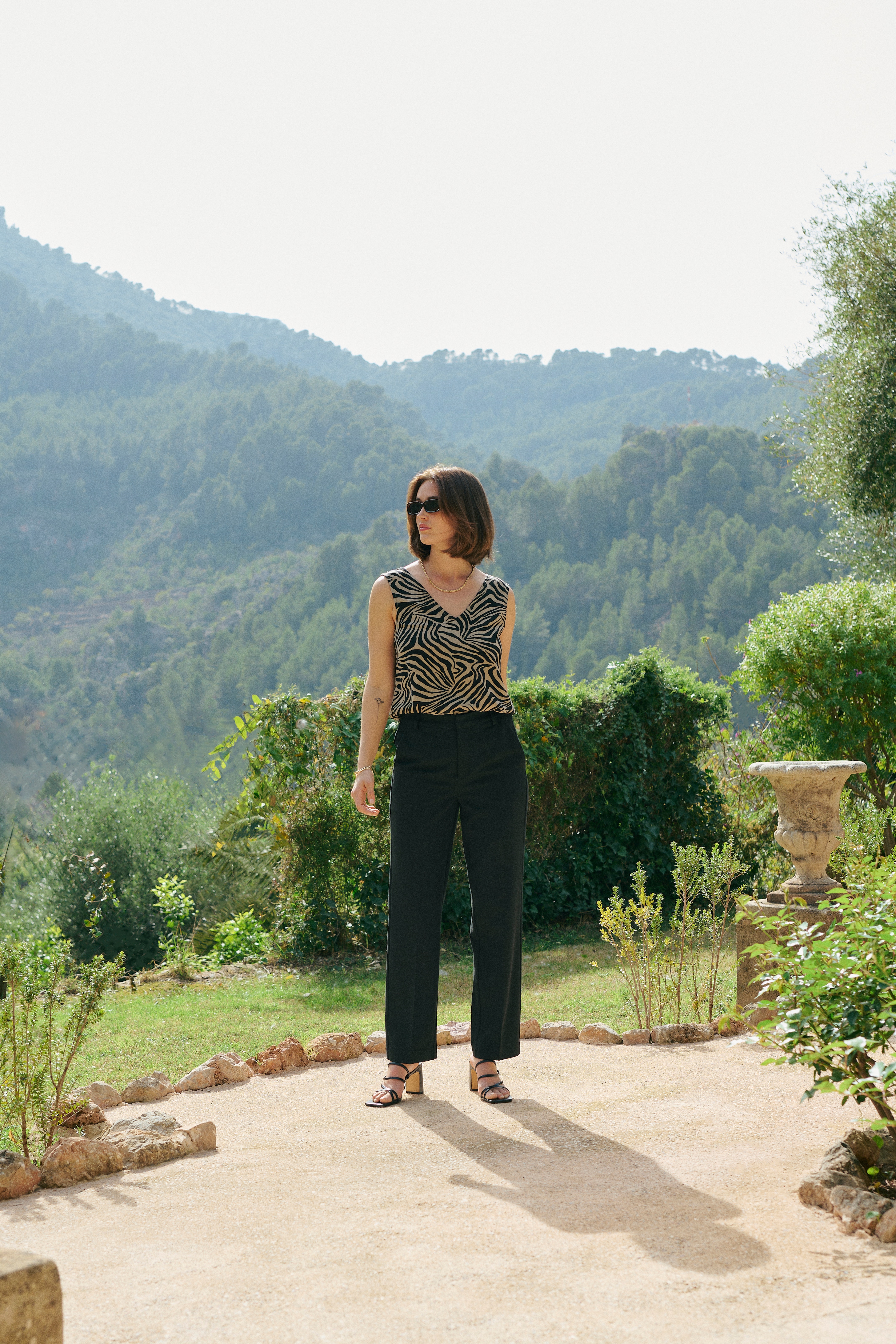 KAmilia Lin Top LOCATION NONE 10508426-106782