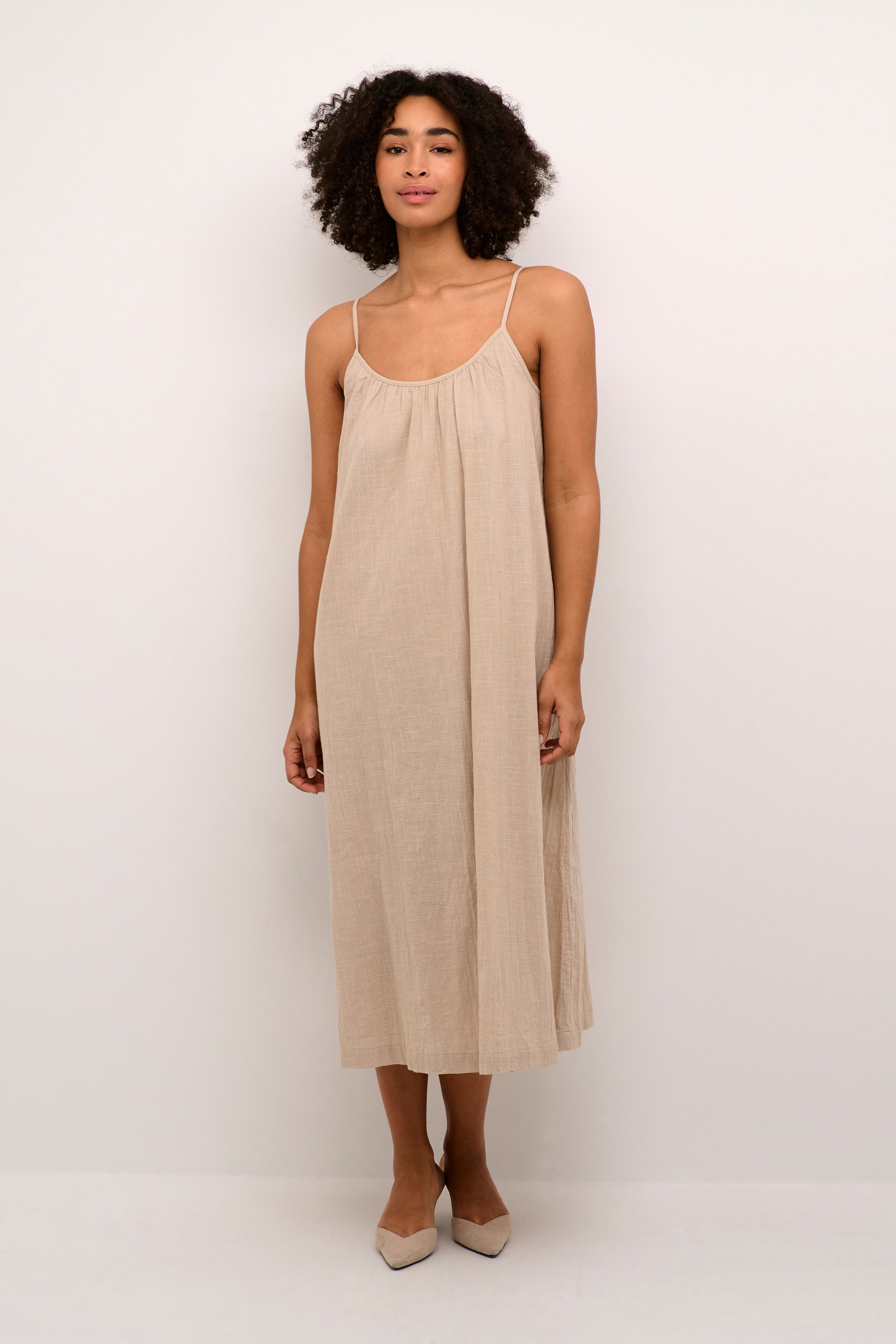 KApauline Klänning LOOKBOOK FRONT 10508562-151305