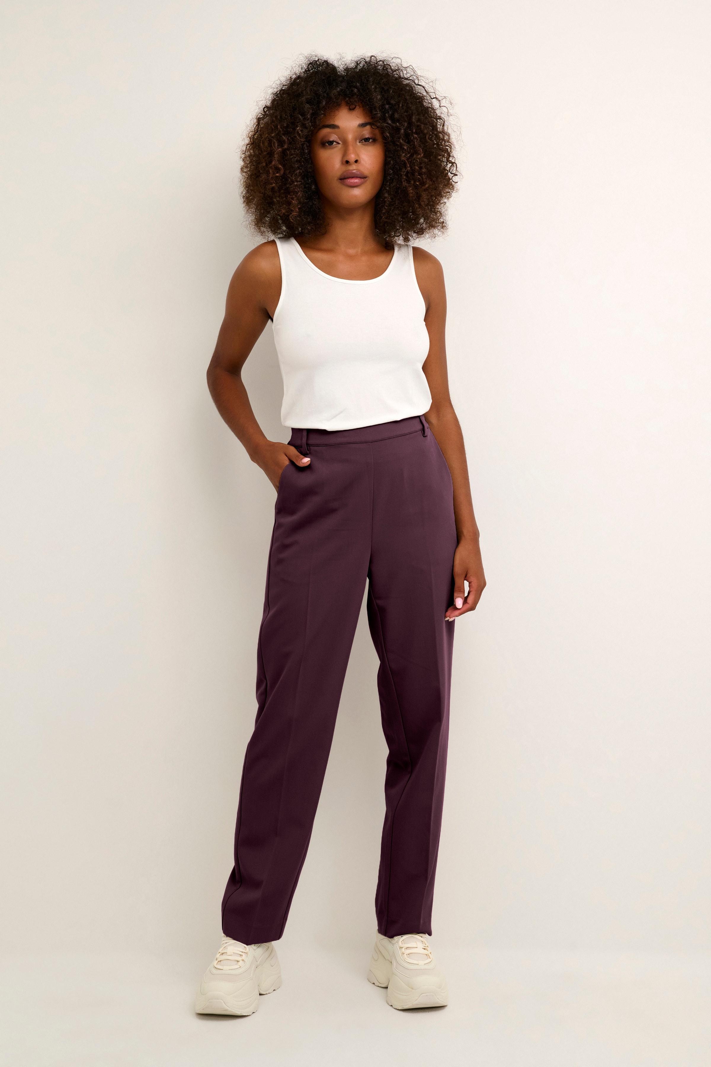 KAsakura Lange bukser LOOKBOOK FRONT 10506858-192118