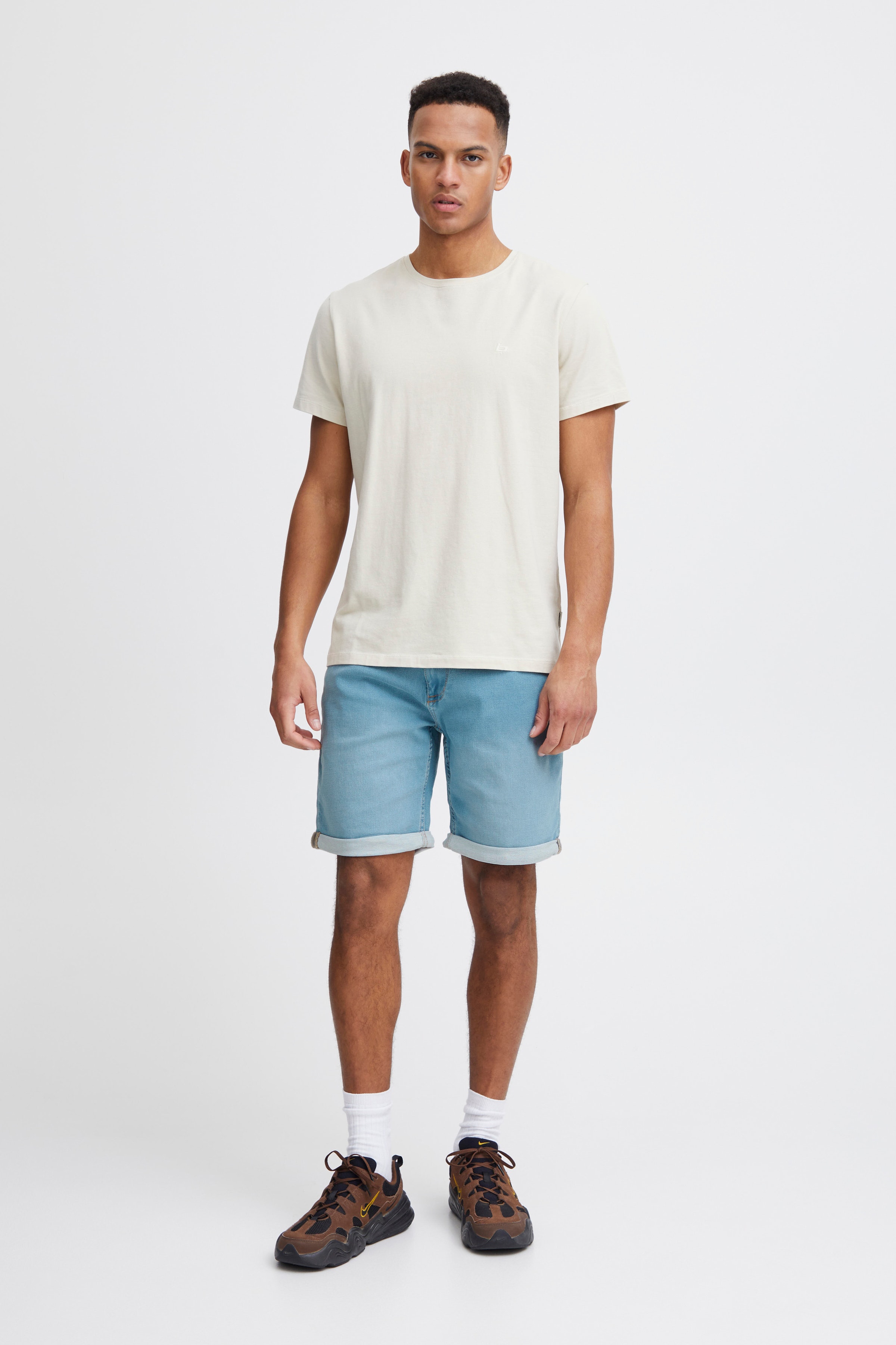 Denim shorts LOOKBOOK FRONT 20715197-200290