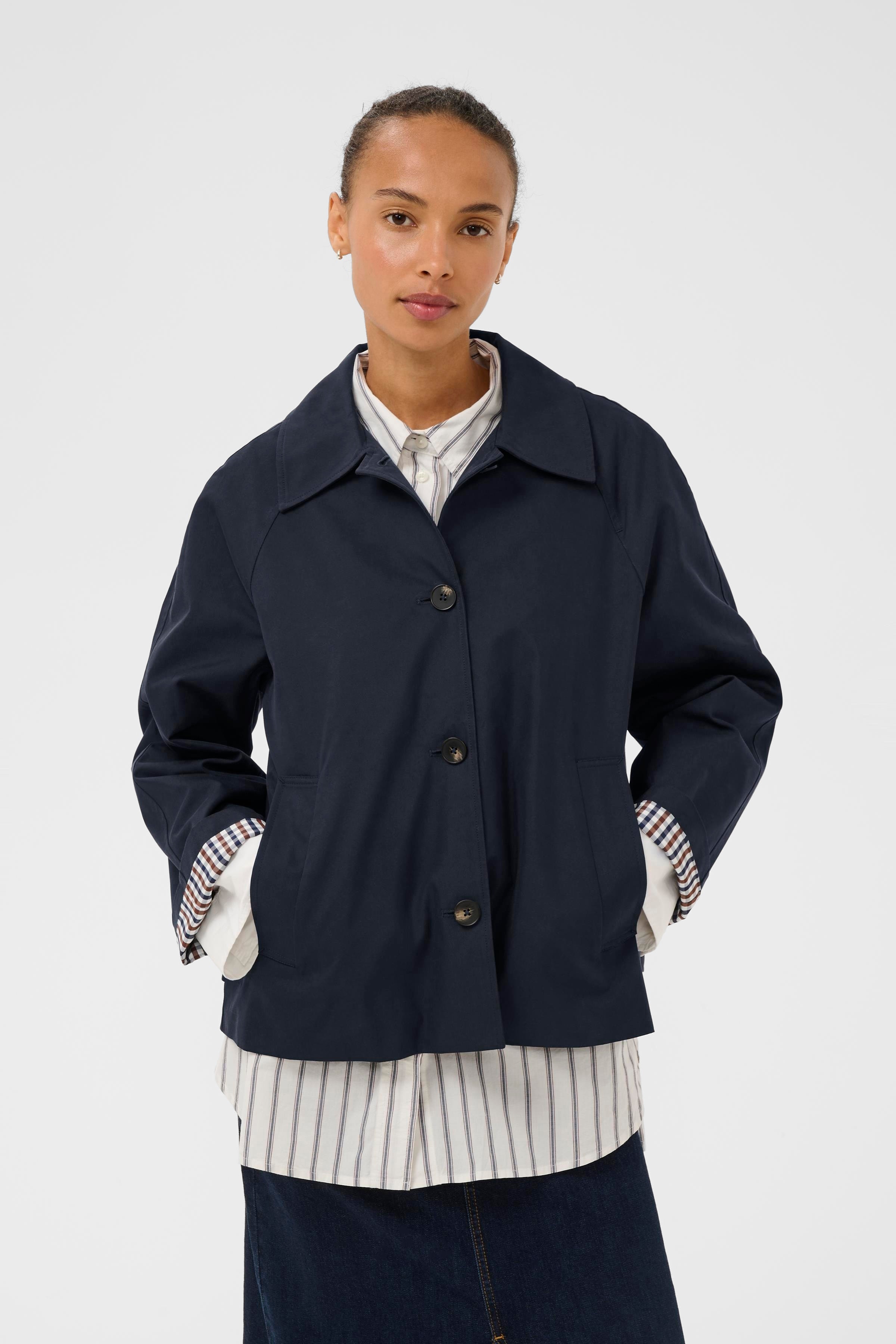 AlinnaPW Outerwear LOOKBOOK FRONT 30310600-194013