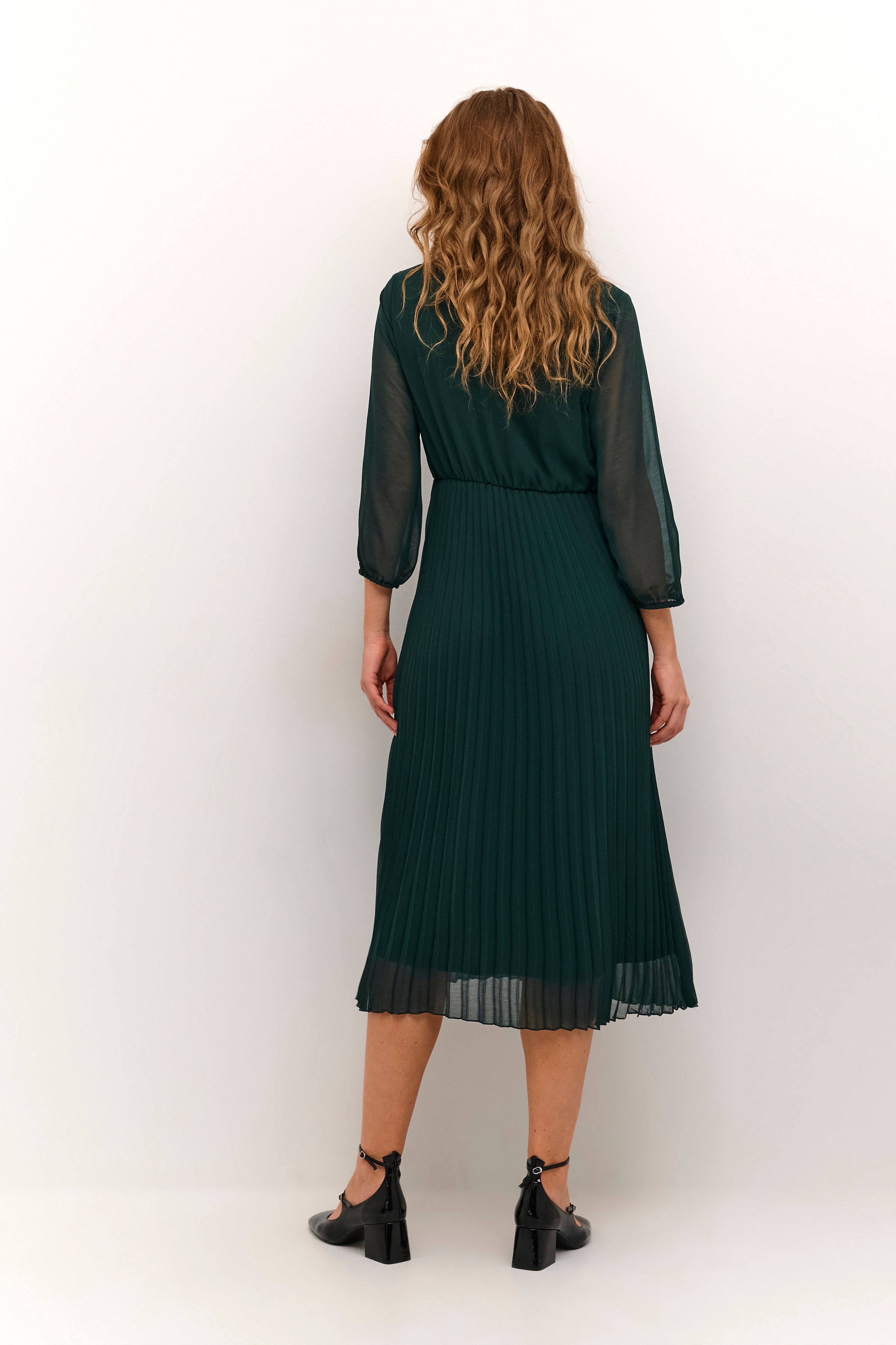 CUkila Kjole LOOKBOOK BACK 50110468-195220
