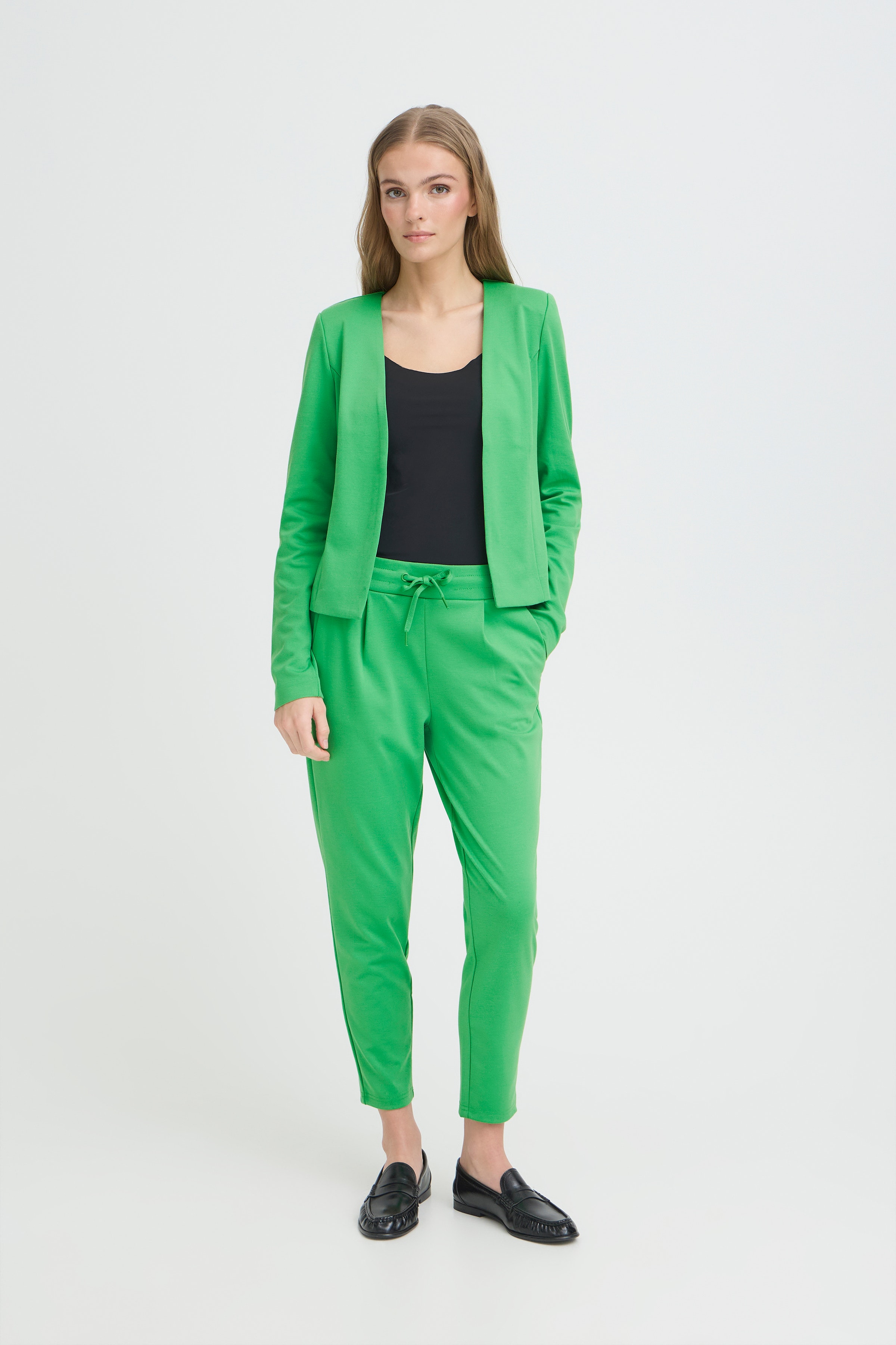 IHKATE Hose LOOKBOOK FRONT 20104757-166138