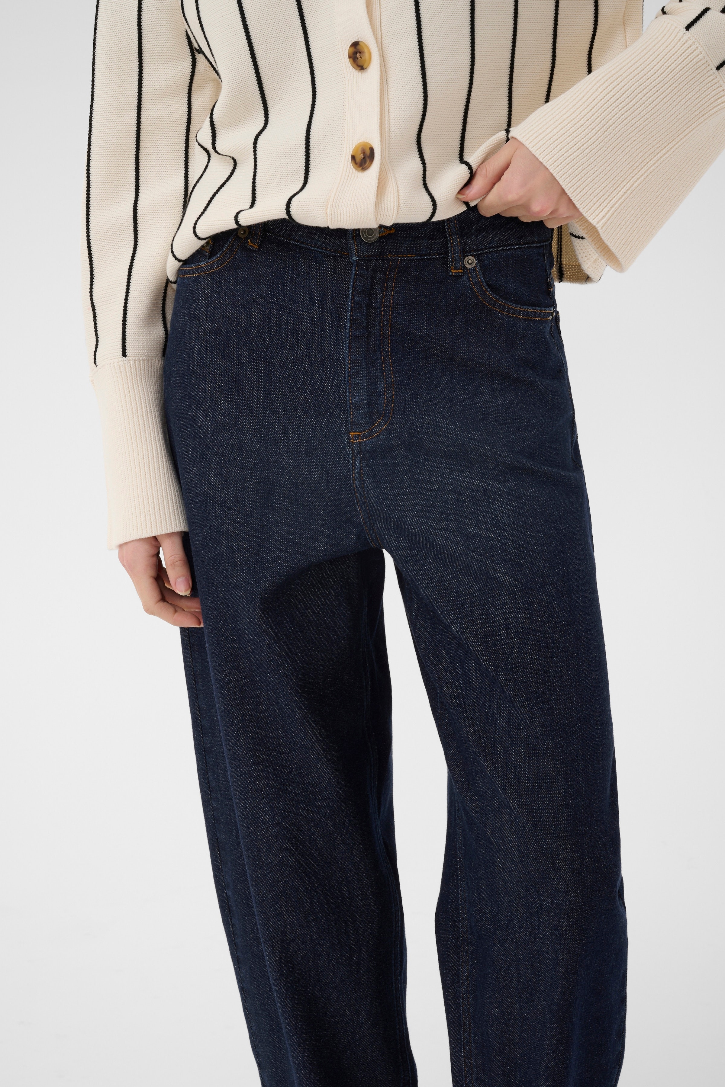 KarfinaIW Jeans LOOKBOOK DETAIL 30111189-303349